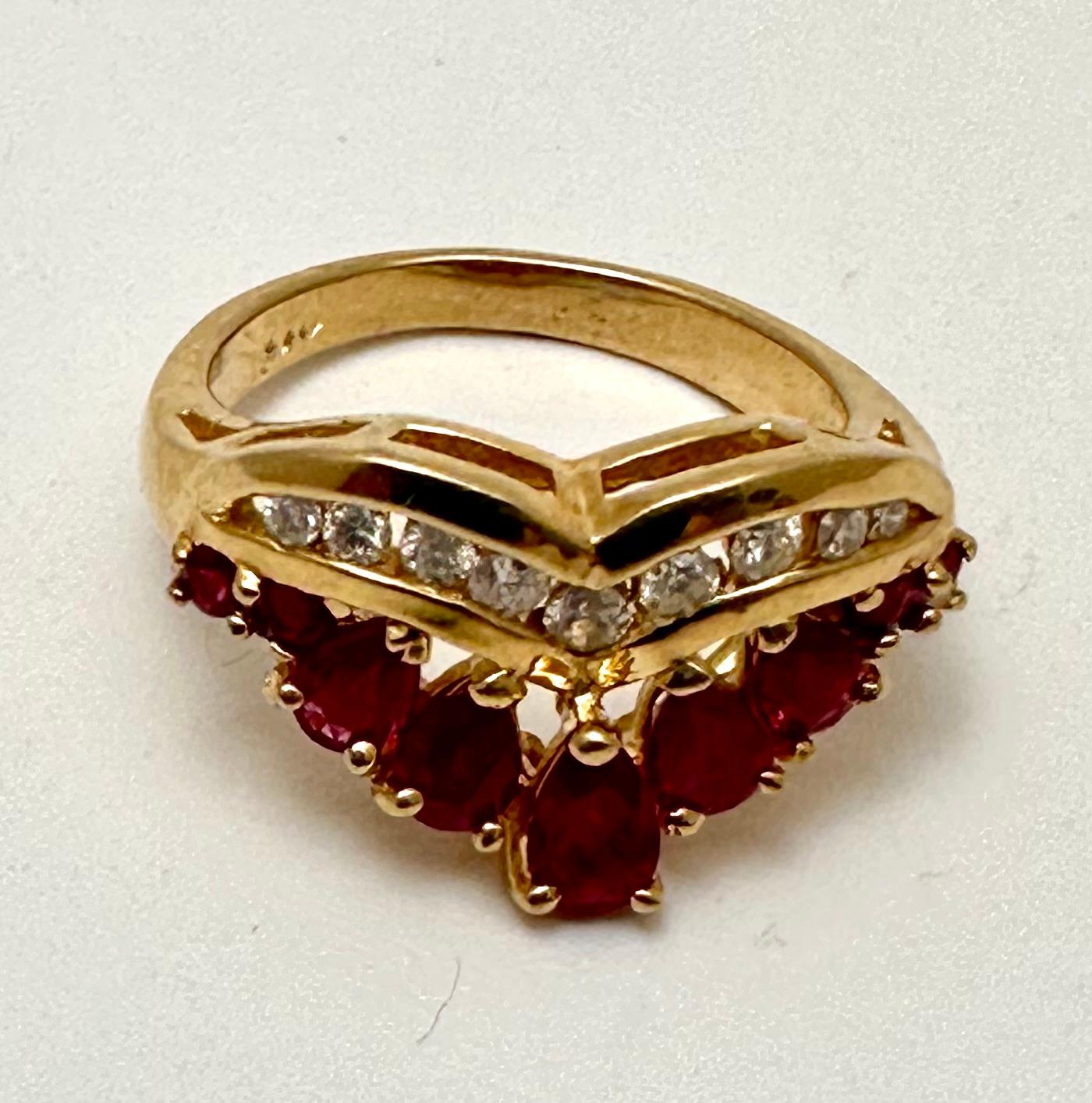 14k Yellow Gold ~ 5 Pear Shape + 2 Round Rubies ~ 9 Diamonds Ring Size 6 1/4 For Sale 2