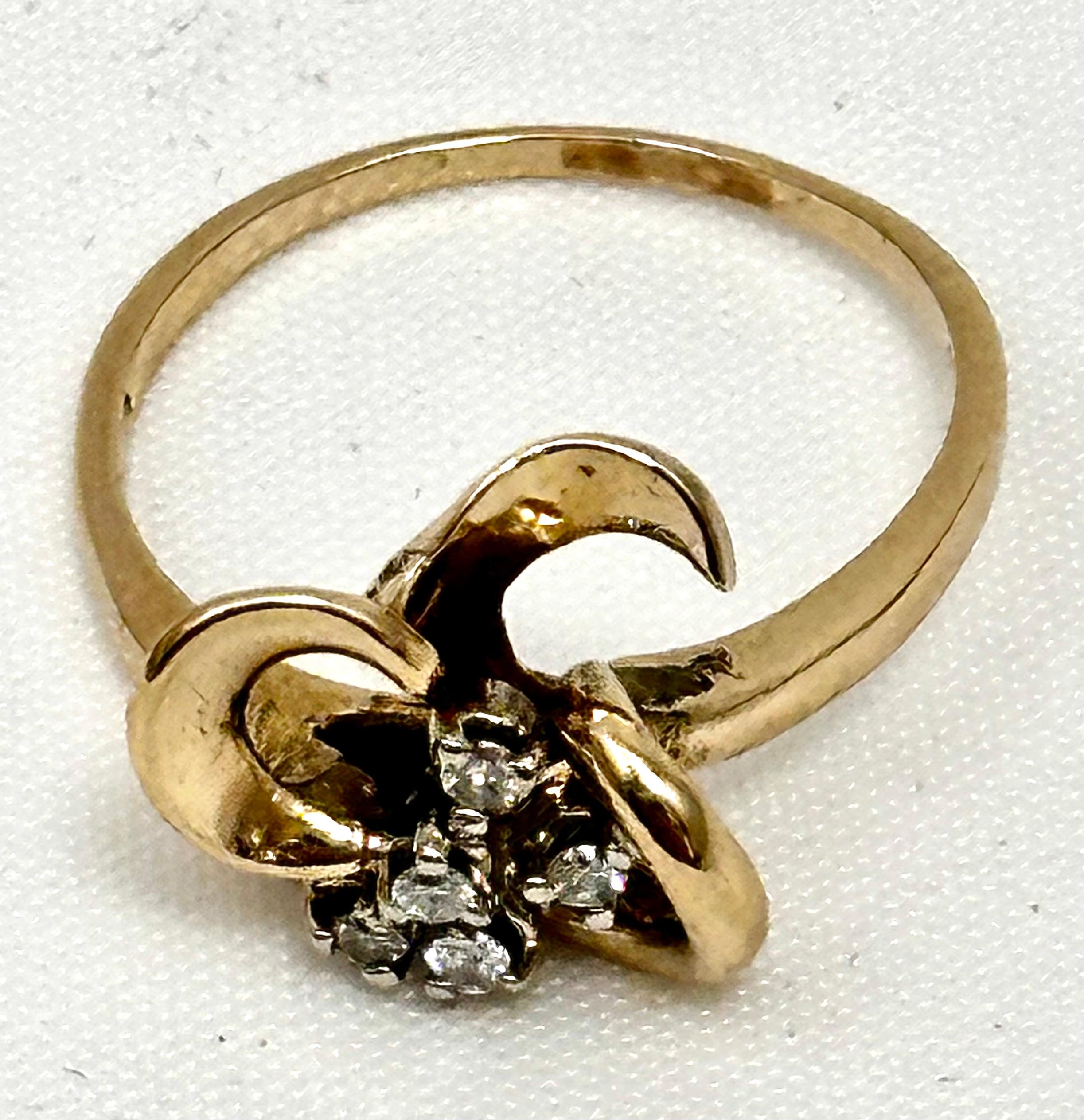 Artisan 14k Yellow Gold ~ 5 Round Diamonds ~ Ring ~ Size 9 1/4 For Sale