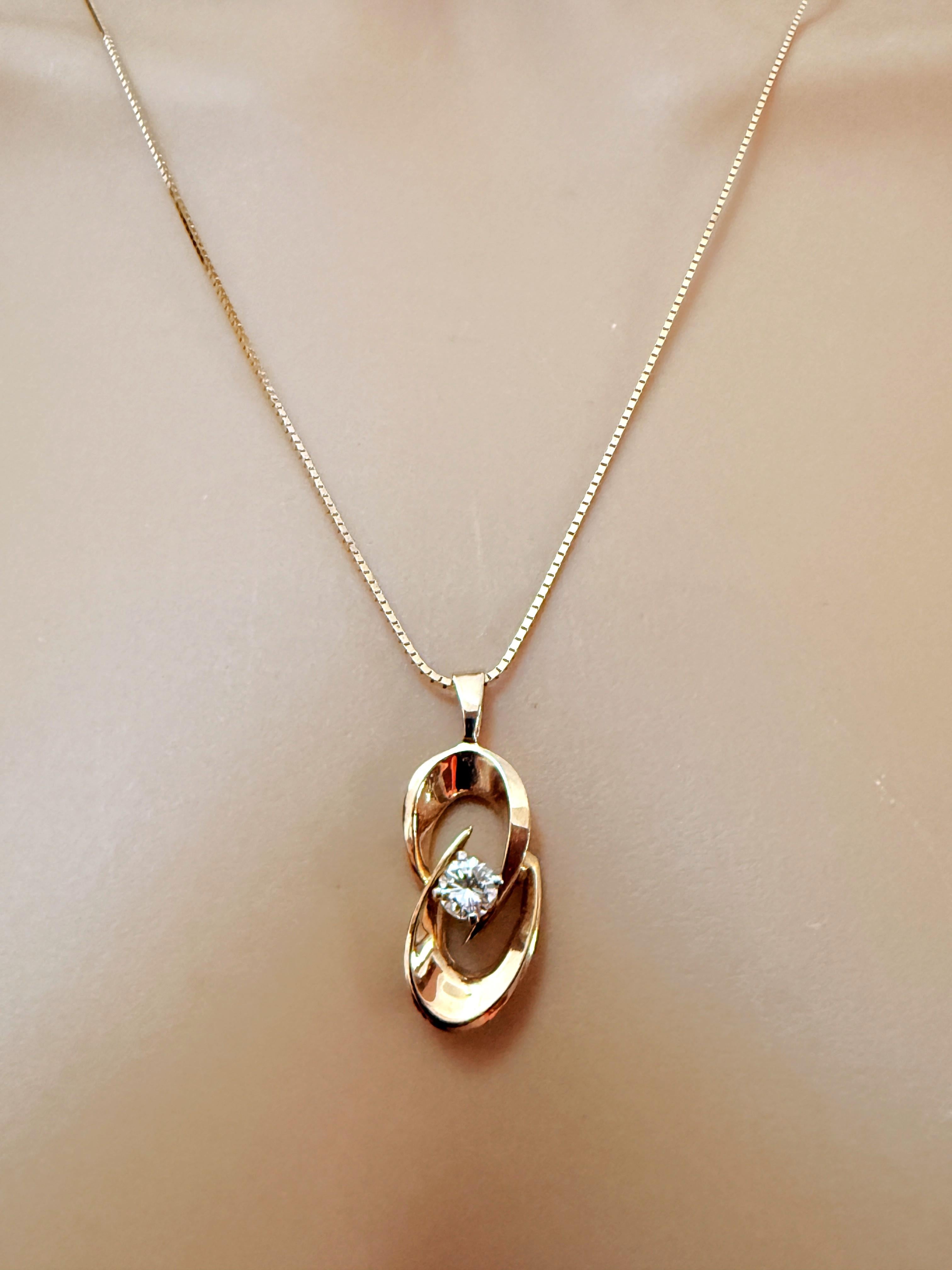 14k Yellow Gold .50 Carat Diamond Pendant On 14K Yellow Gold Italian Chain In Excellent Condition For Sale In Eagan, MN