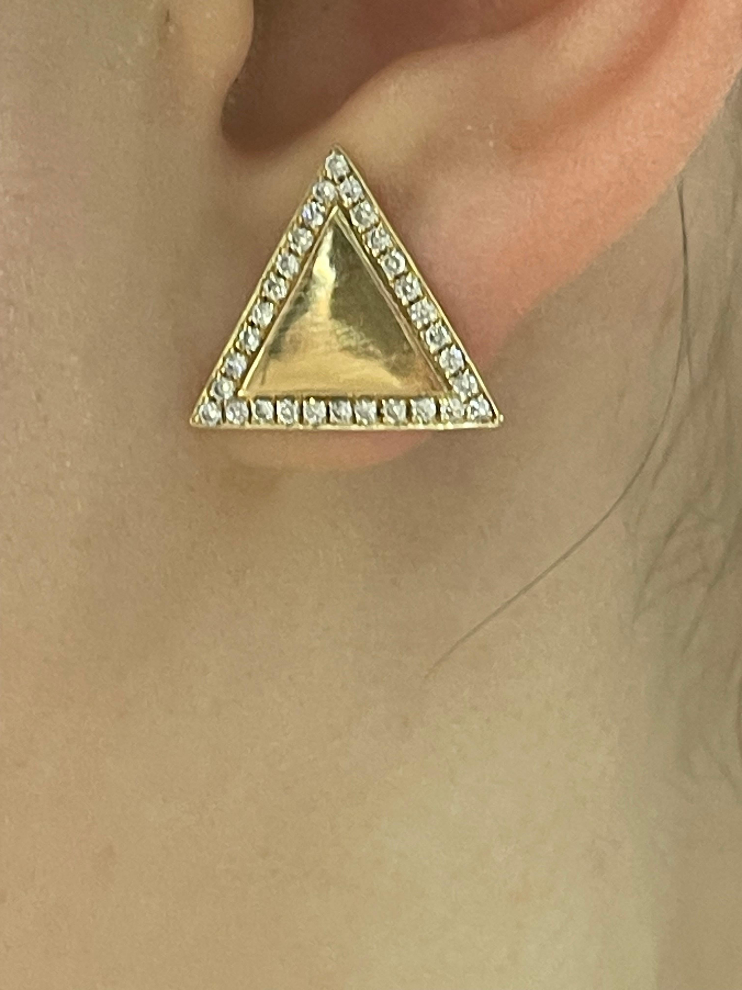 Women's 14K Yellow Gold .50 CTW Diamond Triangle Shape Stud Earrings For Sale
