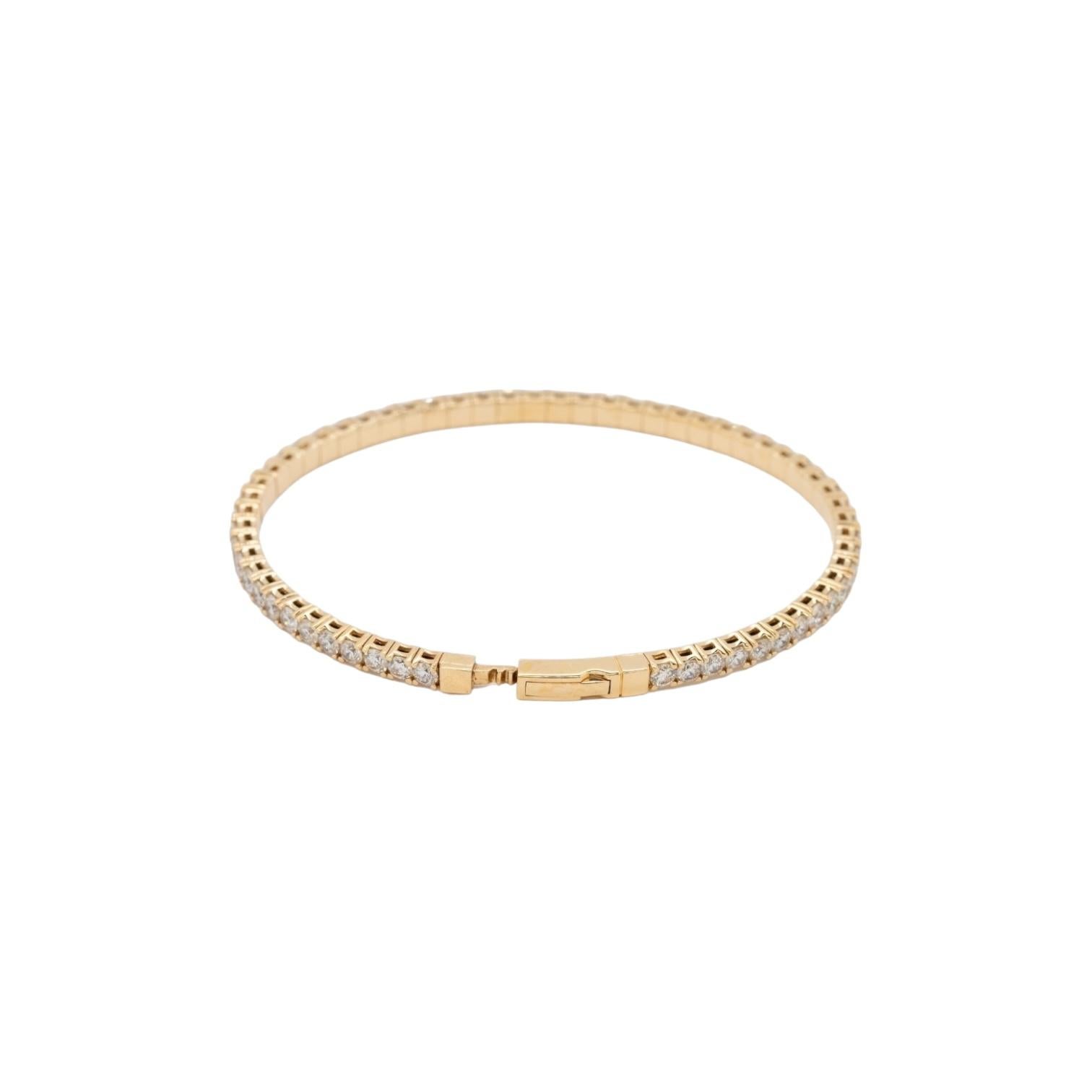Bracelet tennis en or jaune 14 carats avec diamants naturels brillants ronds de 5,40 carats en vente 7