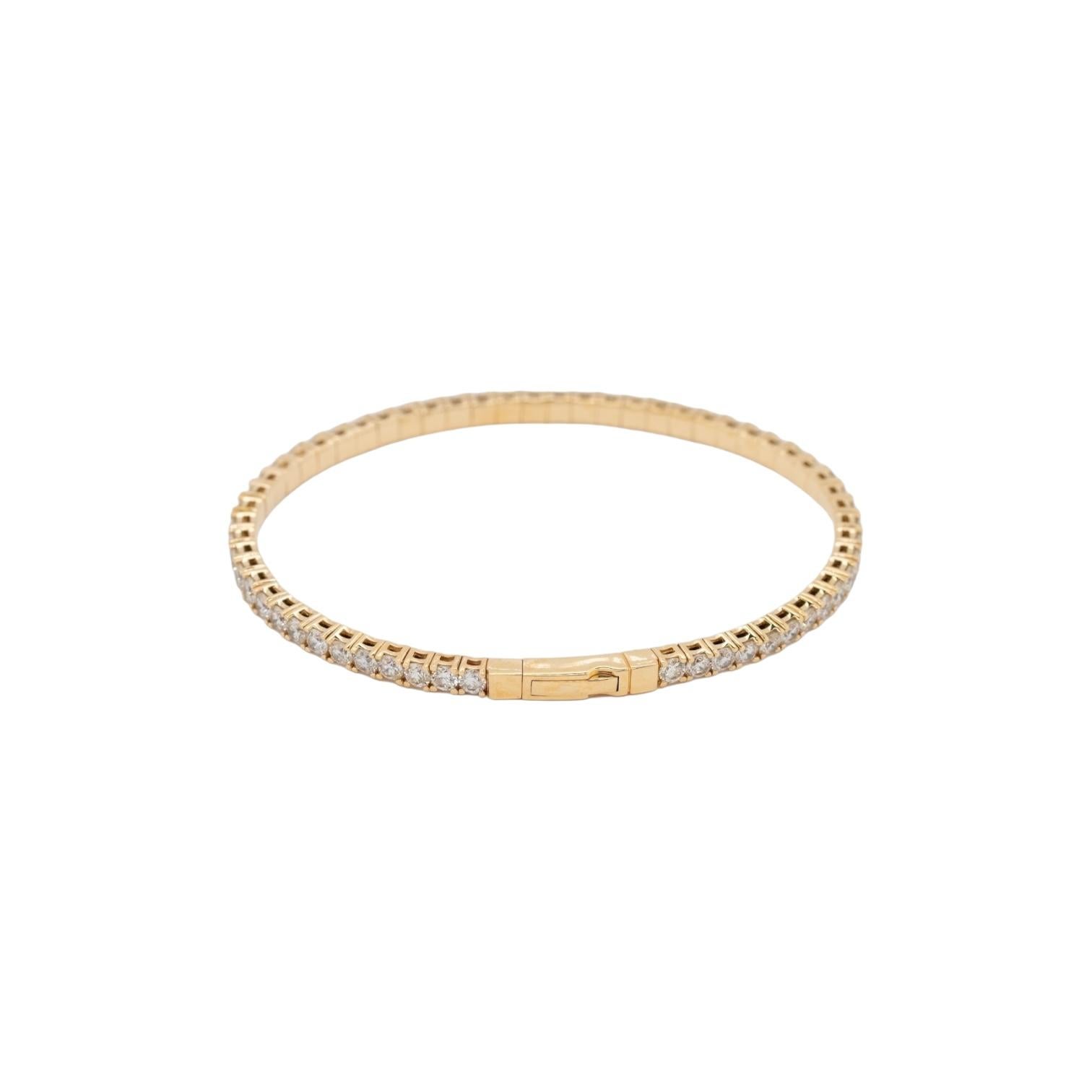 Moderne Bracelet tennis en or jaune 14 carats avec diamants naturels brillants ronds de 5,40 carats en vente