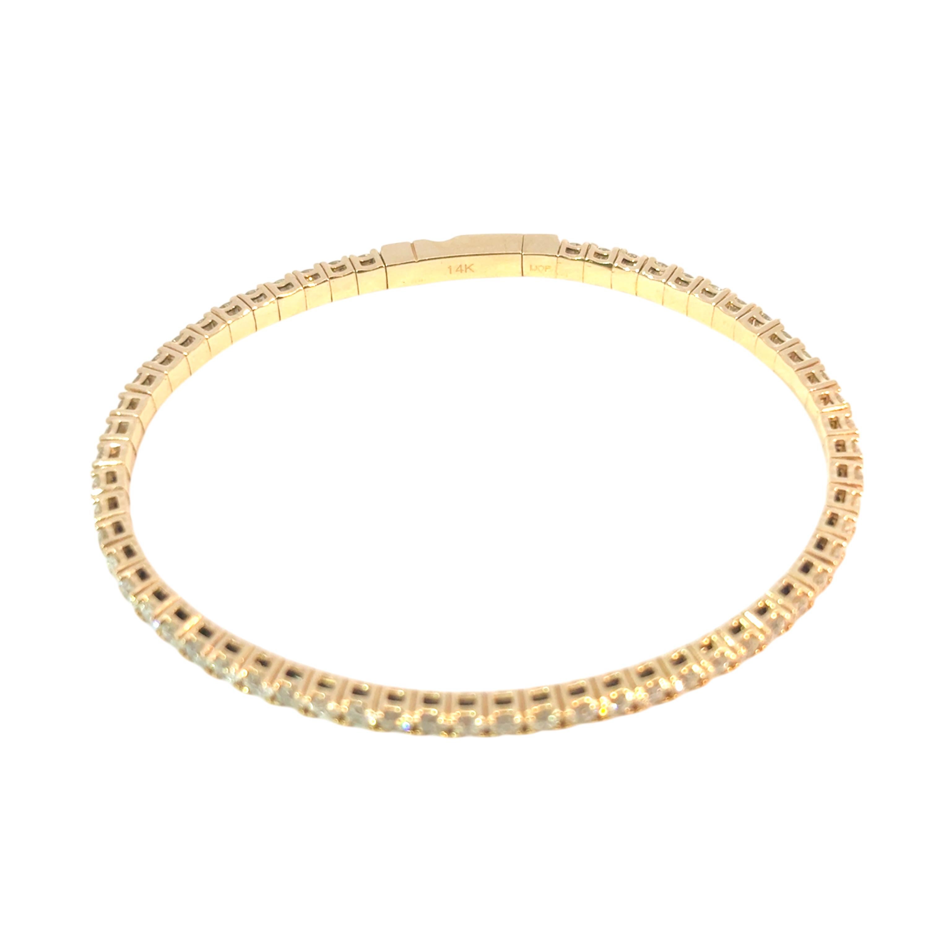 Bracelet tennis en or jaune 14 carats avec diamants naturels brillants ronds de 5,40 carats Excellent état - En vente à Boca Raton, FL