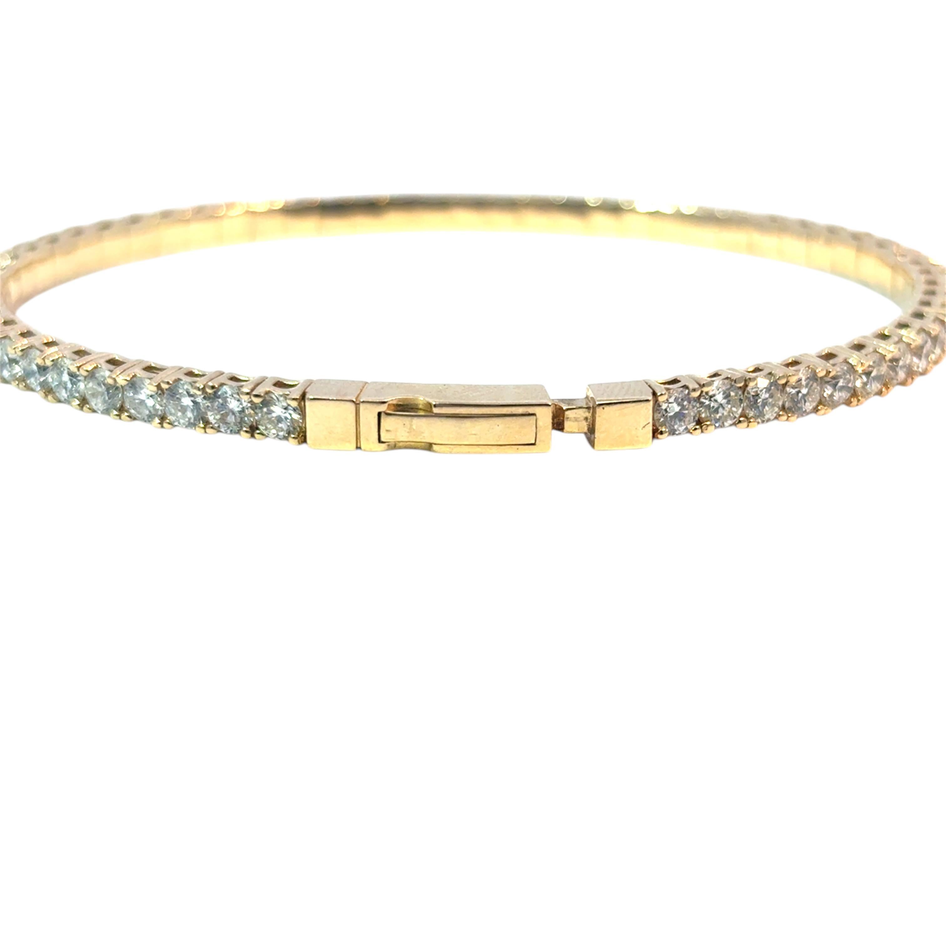 Bracelet tennis en or jaune 14 carats avec diamants naturels brillants ronds de 5,40 carats en vente 3
