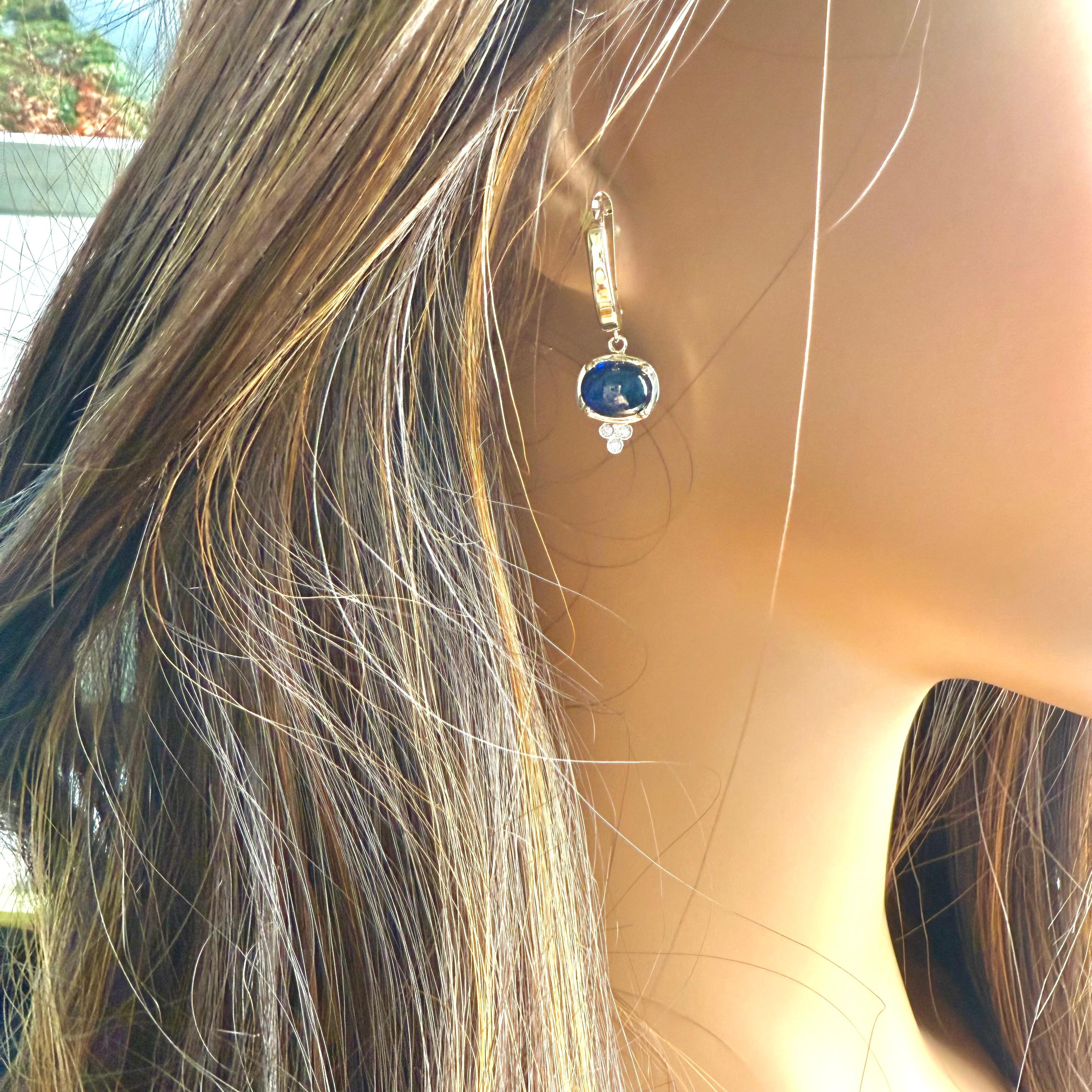 Women's 14K Yellow Gold 5.45 Carats Cabochon Sapphire and Diamond Lever Back Earrings For Sale