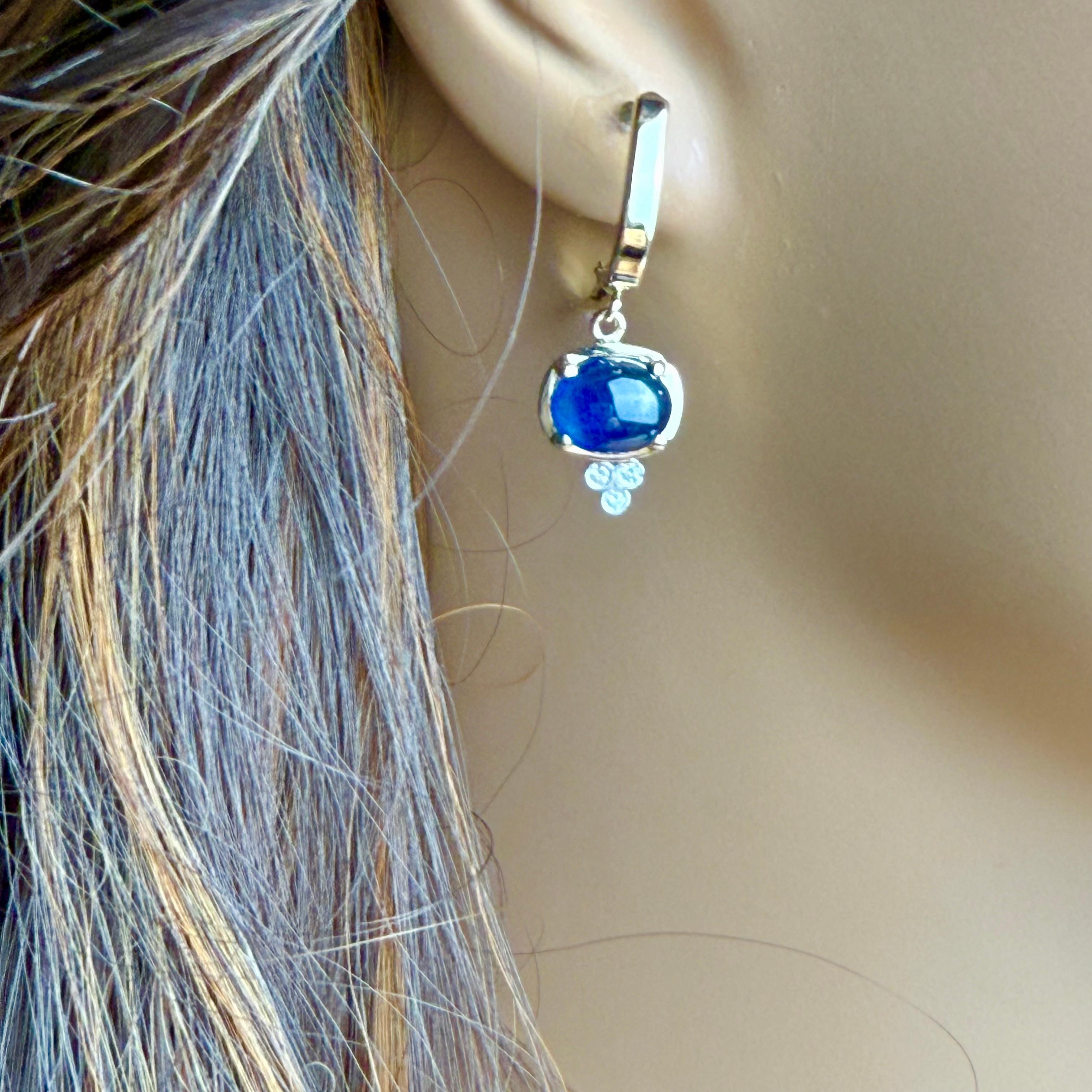 Boucles d'oreilles à levier en or jaune 14K, saphir cabochon et diamant, 5,45 carats Pour femmes en vente