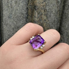 14k Yellow Gold 5.62ctw Emerald Cut Amethyst w/ Round Diamond Ring