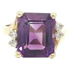 14k Yellow Gold 5.62ctw Emerald Cut Amethyst w/ Round Diamond Ring