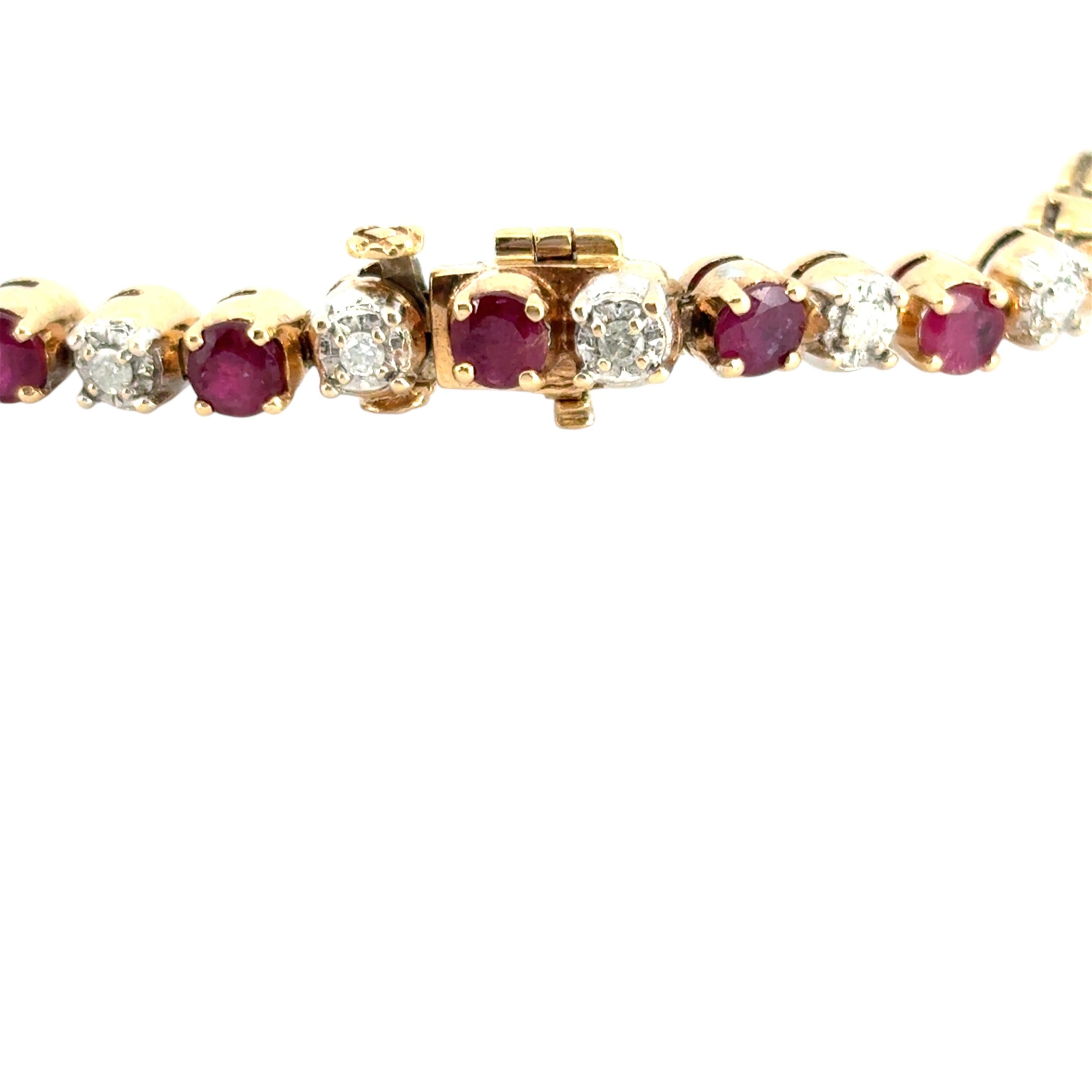 Bracciale in oro giallo 14k con diamanti tondi e brillanti Nature da 5,98 carati e rubini in vendita 7
