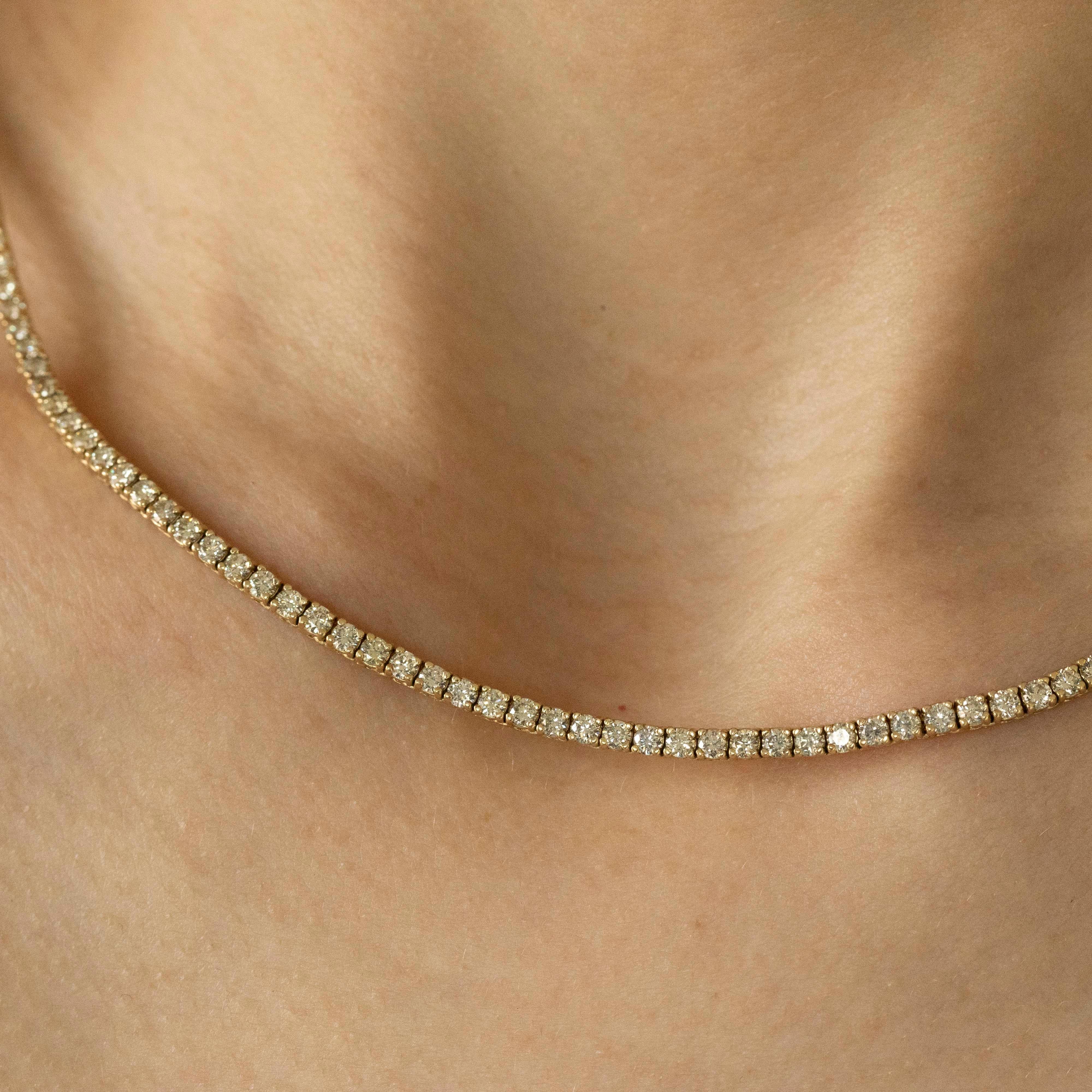 Collier tennis en or jaune 14 carats avec diamants ronds de 5,99 carats Neuf - En vente à Cape May, NJ