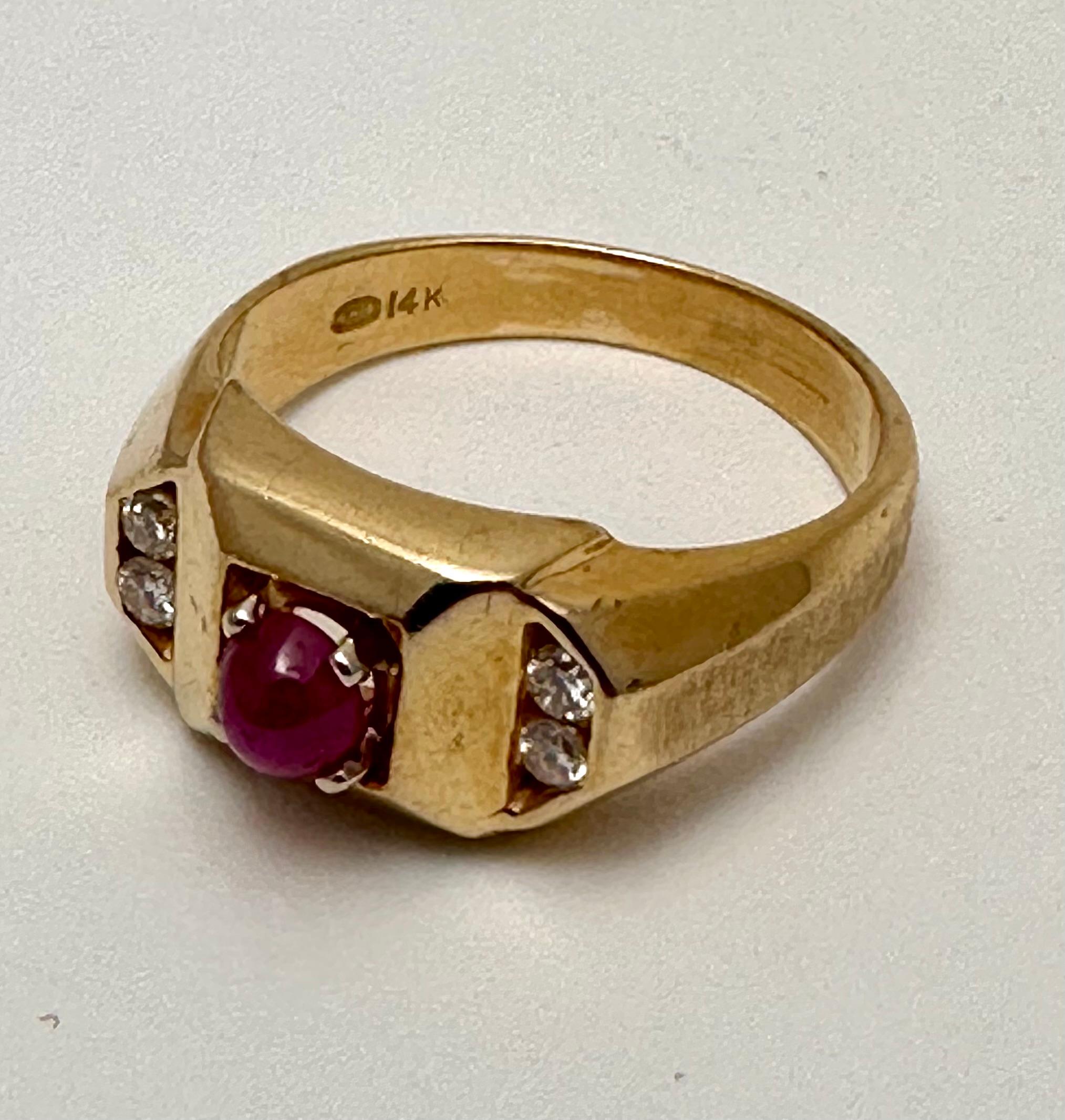 14k Yellow Gold 5mm Cabochon Ruby with 4 Round Diamonds Ring Size 9 1/2 For Sale 2