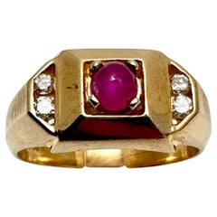 Vintage 14k Yellow Gold 5mm Cabochon Ruby with 4 Round Diamonds Ring Size 9 1/2