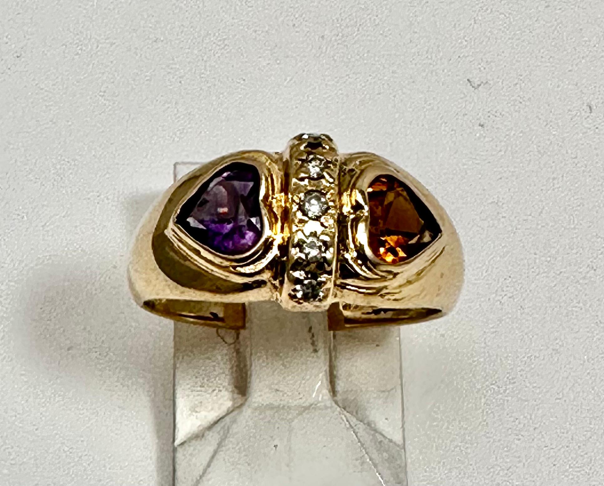 14k Yellow Gold ~ 5mm Heart Shaped Citrine Amethyst Diamond ~ Ring ~ Size 4 1/2 In New Condition For Sale In Las Vegas, NV