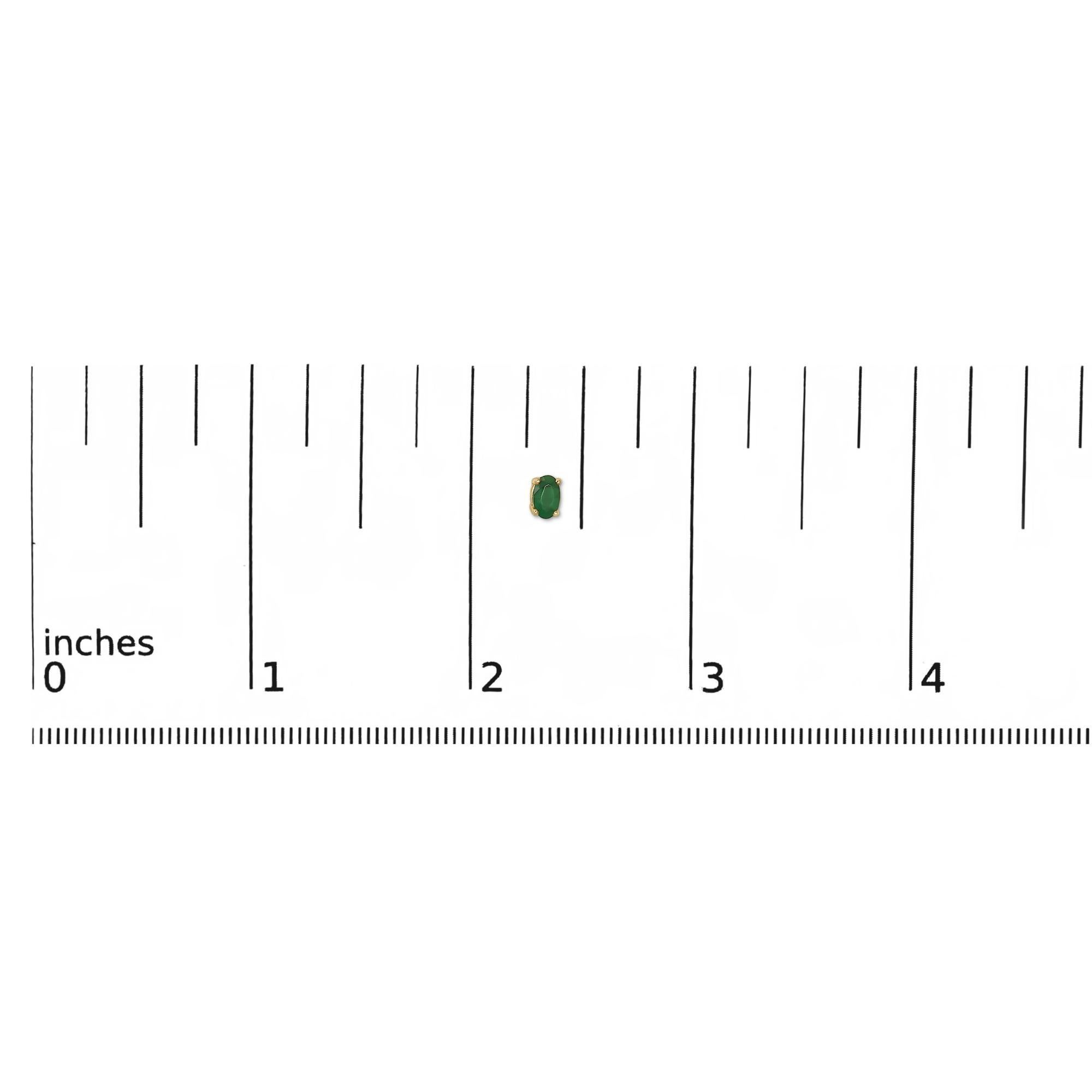 Pendientes de oro amarillo de 14 quilates con solitario de esmeralda verde ovalada de 5x3 MM en Nuevo estado para la venta en New York, NY