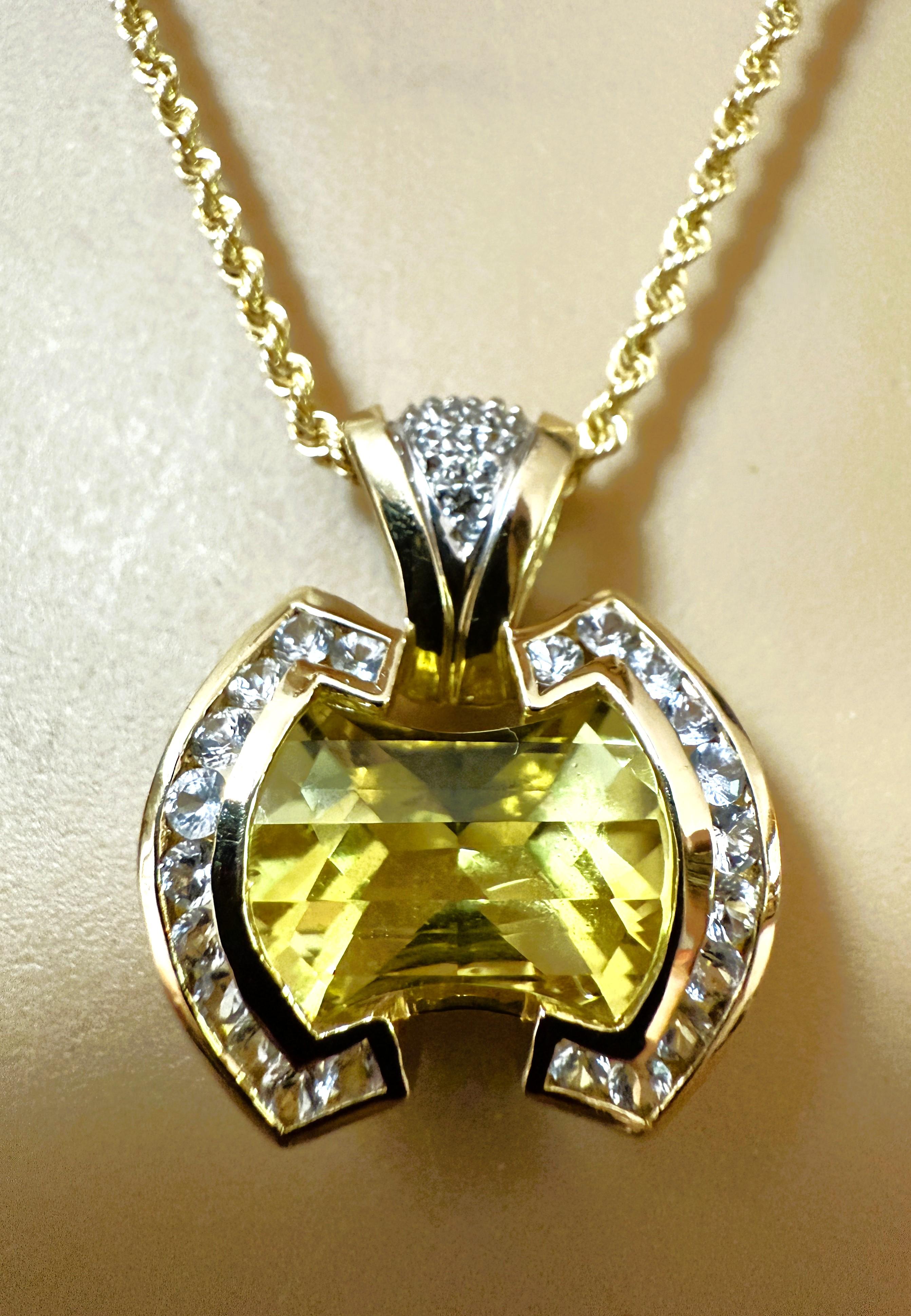 14k Gelbgold 6 Karat Citrin im Strahlenschliff & Saphir im Diamantschliff Halskette im Zustand „Hervorragend“ in Eagan, MN