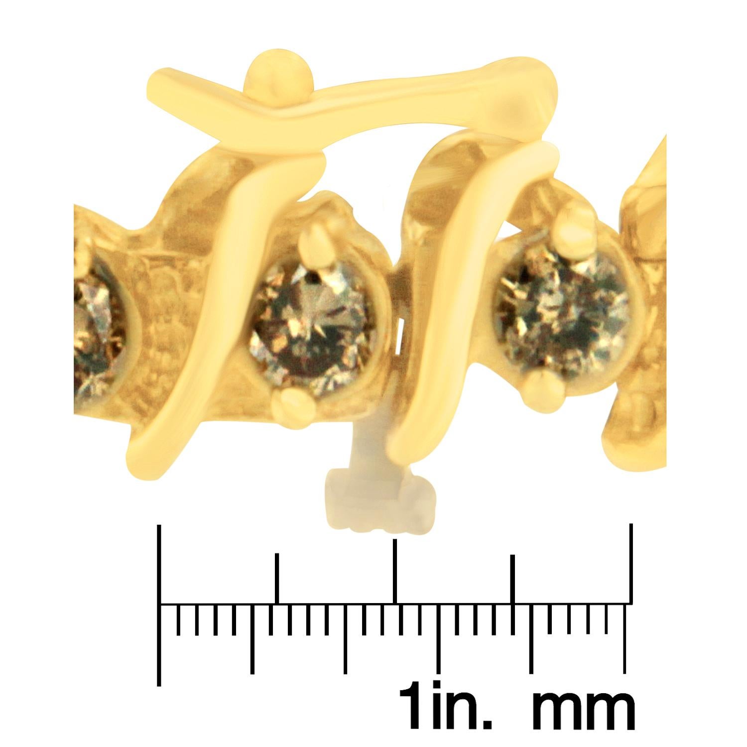 Taille brillant Bracelet en or jaune 14 carats avec diamants taille ronde de 6,0 carats en forme de S en vente