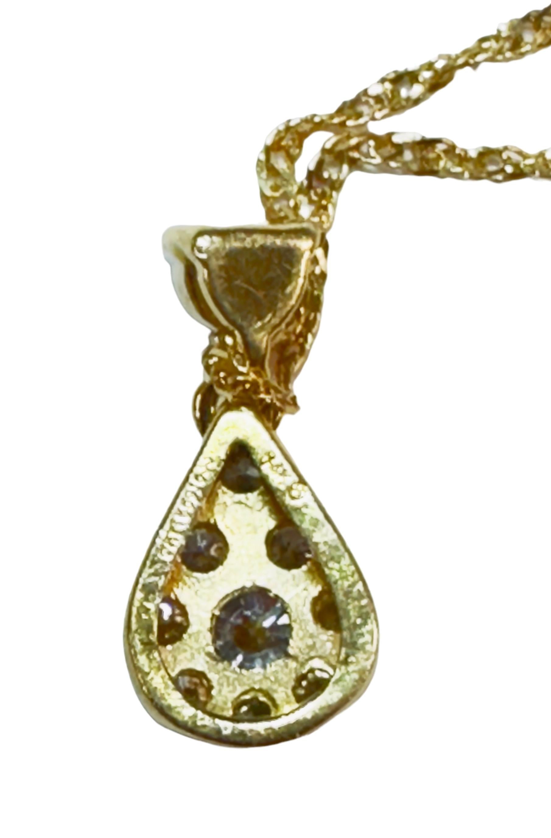14k Yellow Gold .60 ct Diamond Cluster Pendant and 14k Gold Chain 18