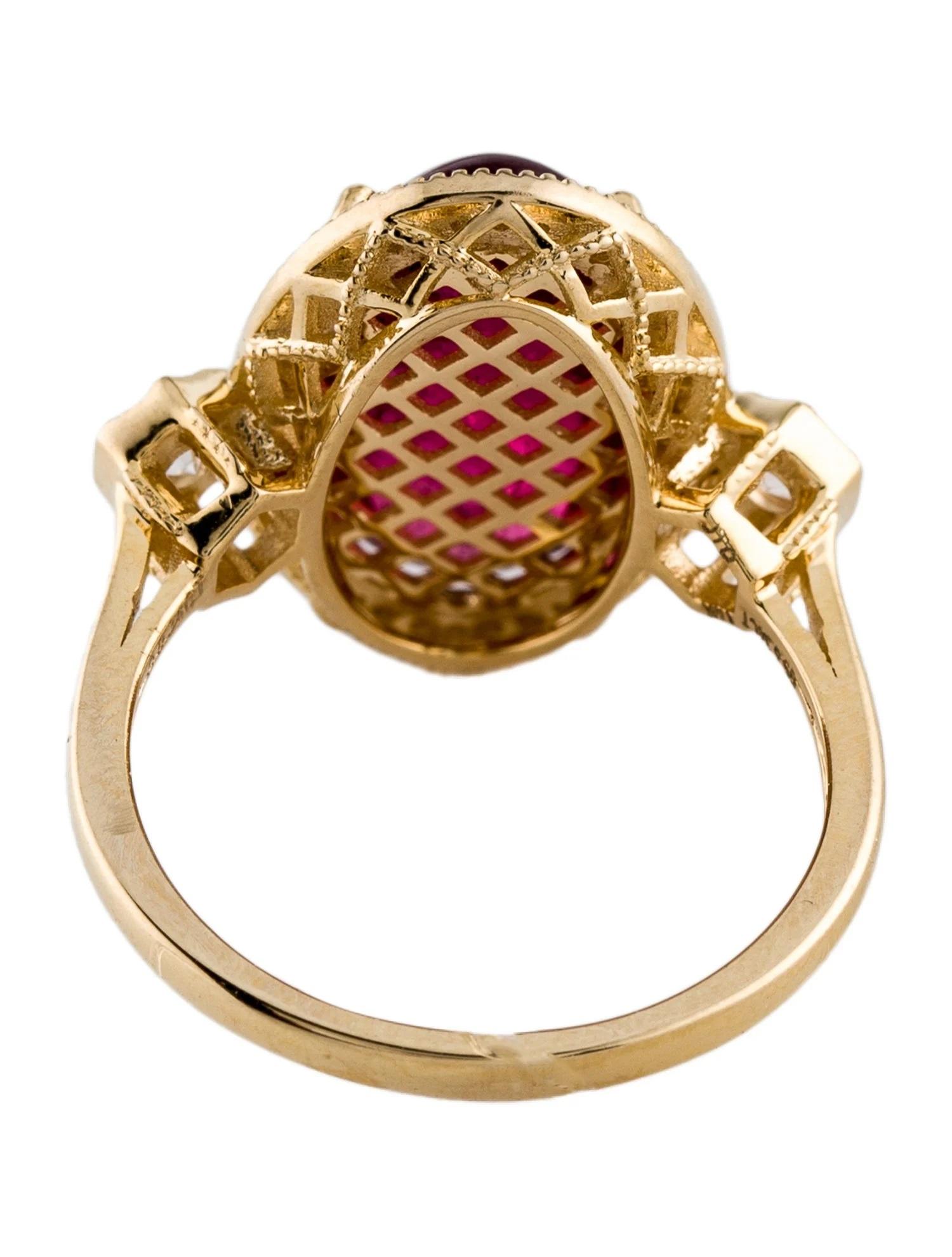 Taille cabochon Cockta en or jaune 14K avec tourmaline rose de 6,34 ct, saphir de 0,23 ct et diamant de 0,08 ctw en vente