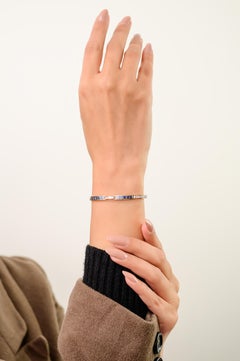 Pulsera de tenis de oro amarillo de 14 quilates con zafiro azul y diamante baguette de 6,44 quilates para ella