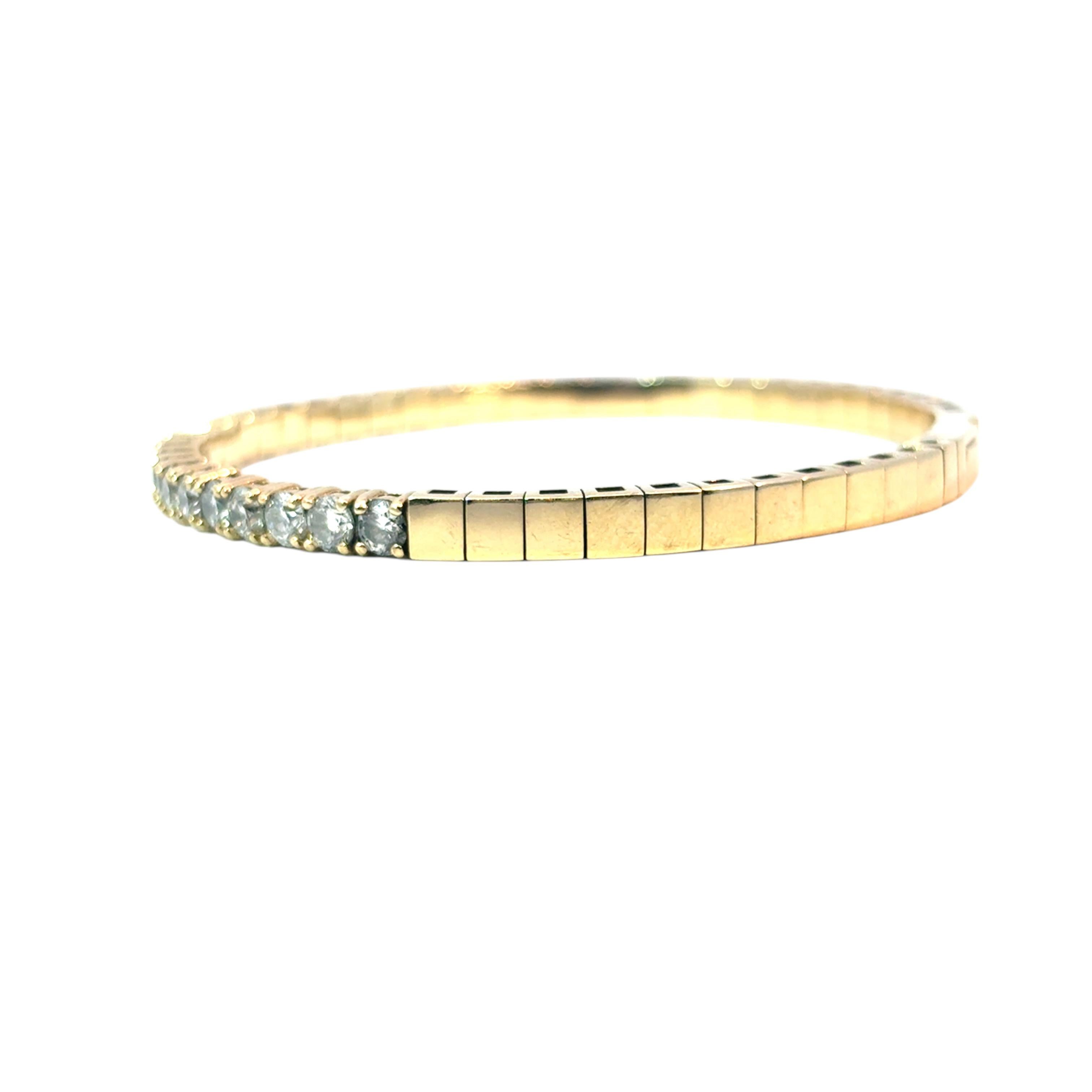 Bracelet jonc en or jaune 14 carats serti de 6,5 carats de diamants en vente 4