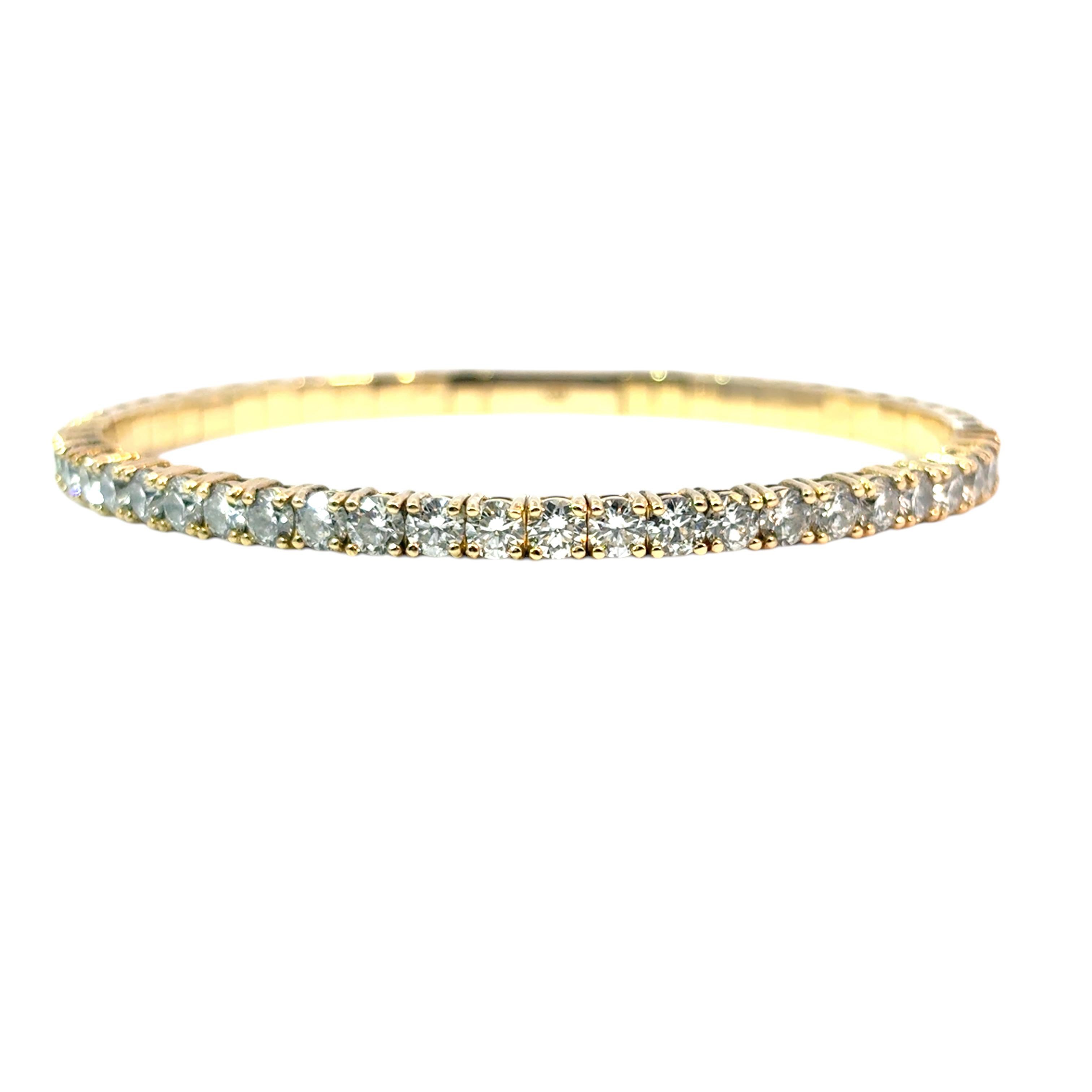 Bracelet jonc en or jaune 14 carats serti de 6,5 carats de diamants en vente 7