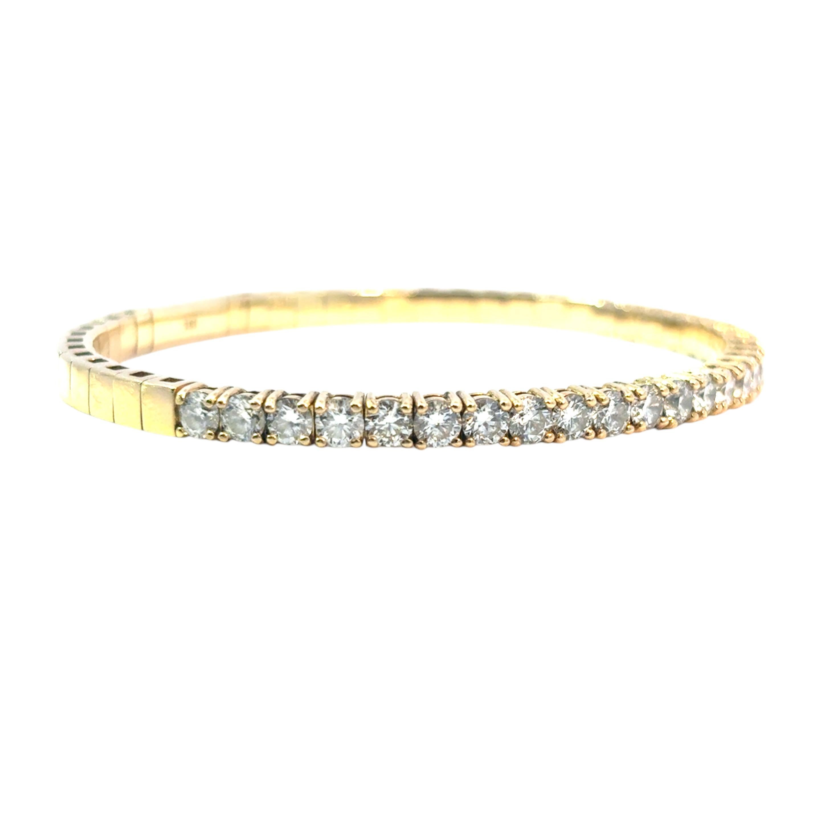 Bracelet jonc en or jaune 14 carats serti de 6,5 carats de diamants Excellent état - En vente à Boca Raton, FL