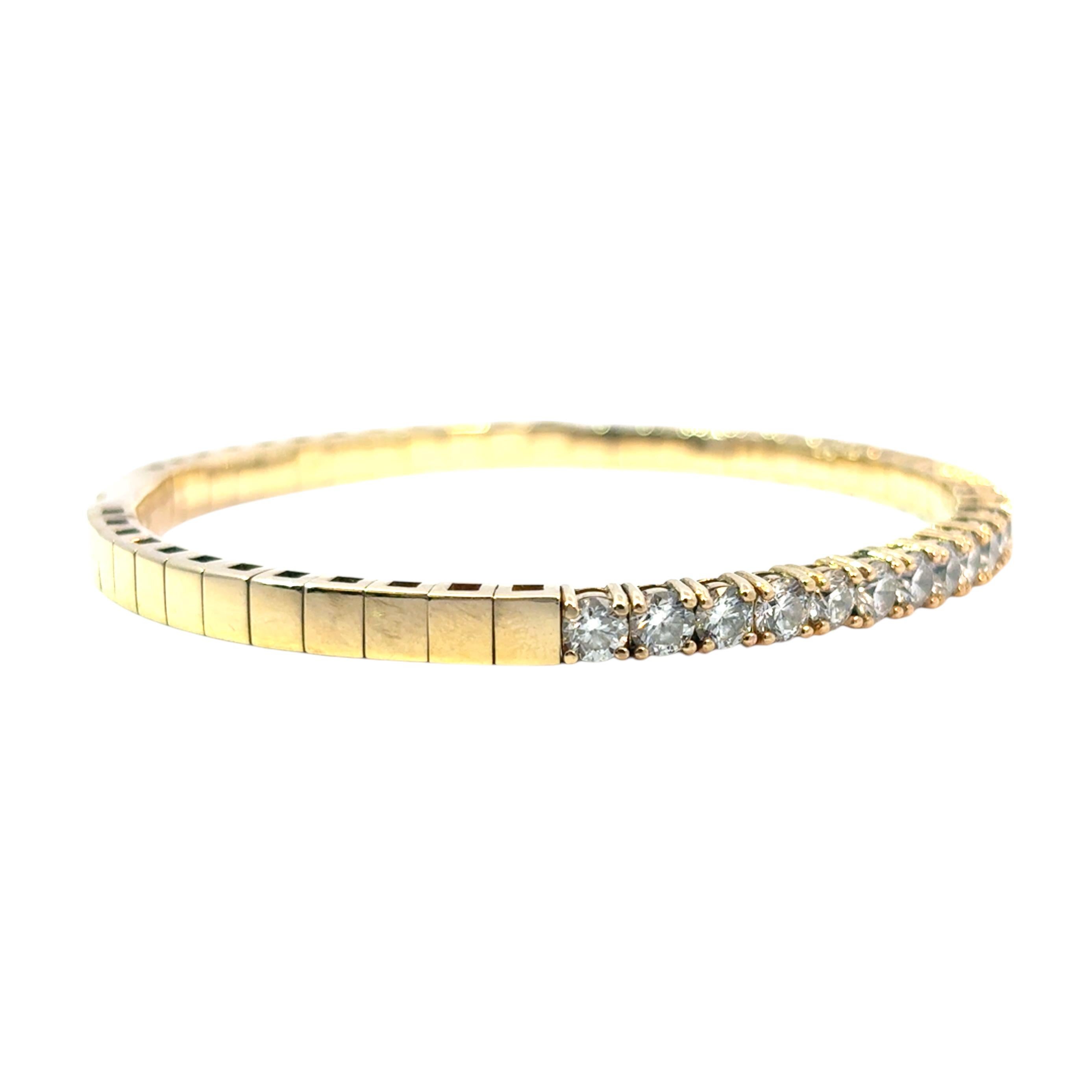 Bracelet jonc en or jaune 14 carats serti de 6,5 carats de diamants en vente 1