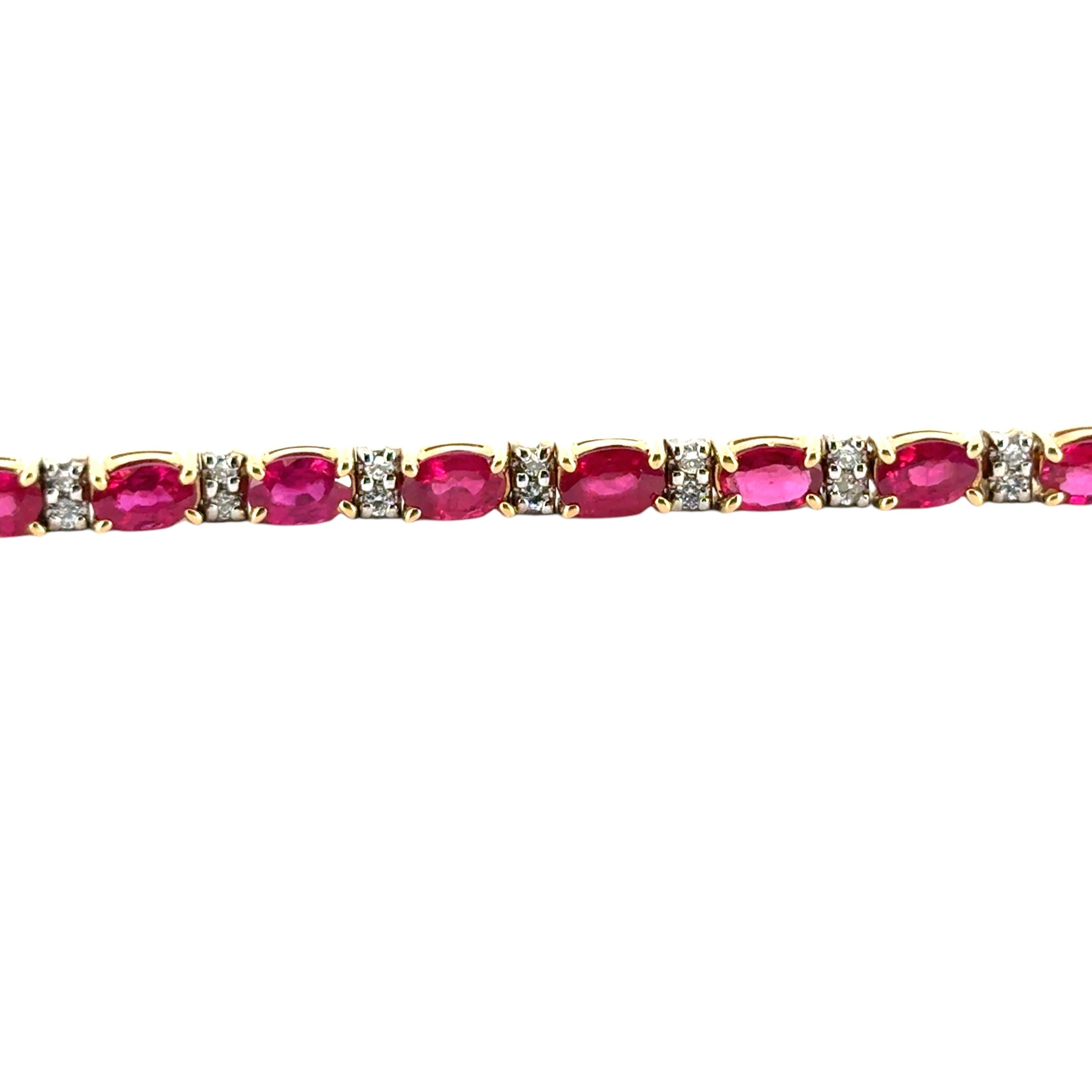 14k Gelbgold Armband mit 6,72 Karat Rubin und 0,32 Karat Diamanten im Angebot 4