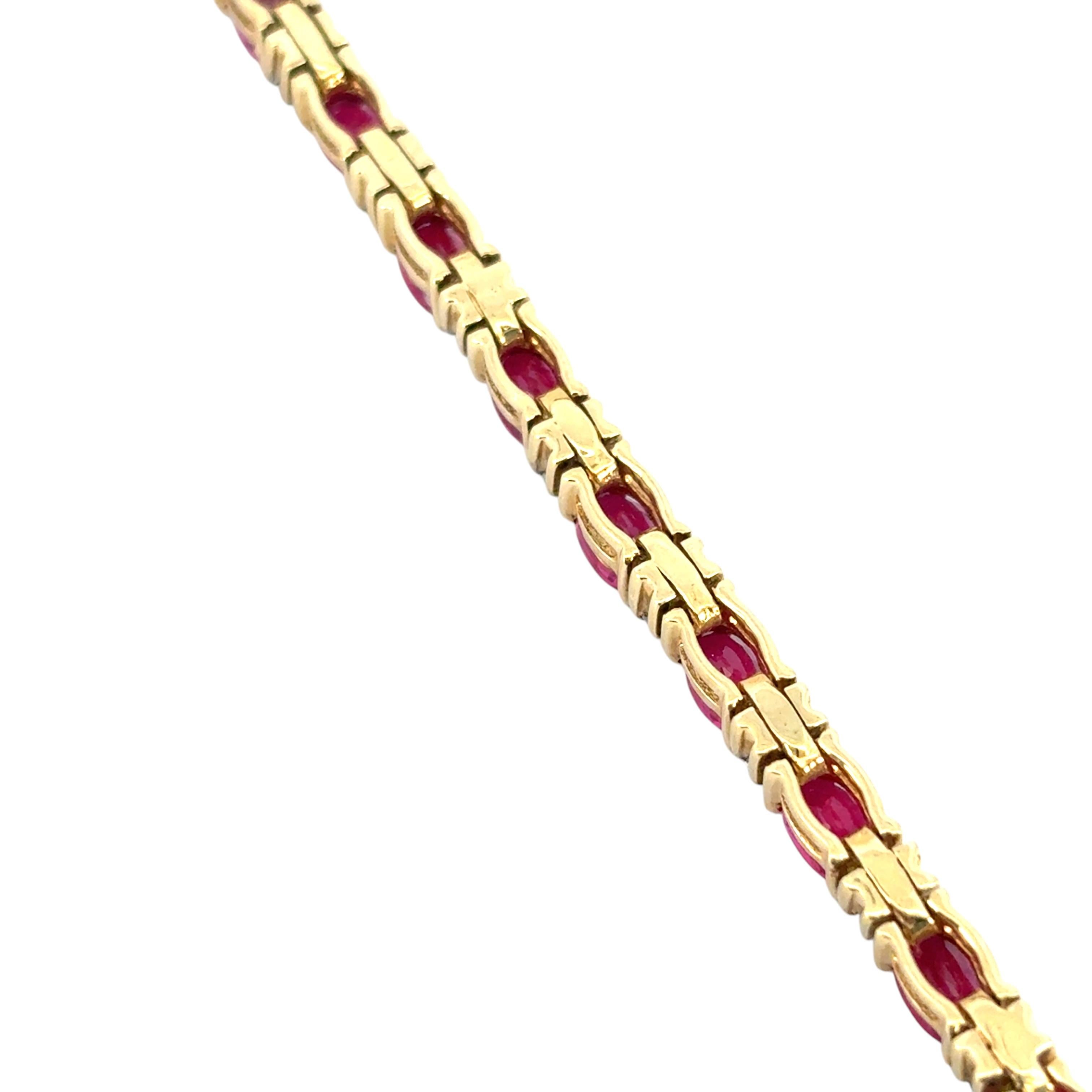 14k Gelbgold Armband mit 6,72 Karat Rubin und 0,32 Karat Diamanten im Zustand „Hervorragend“ im Angebot in Boca Raton, FL