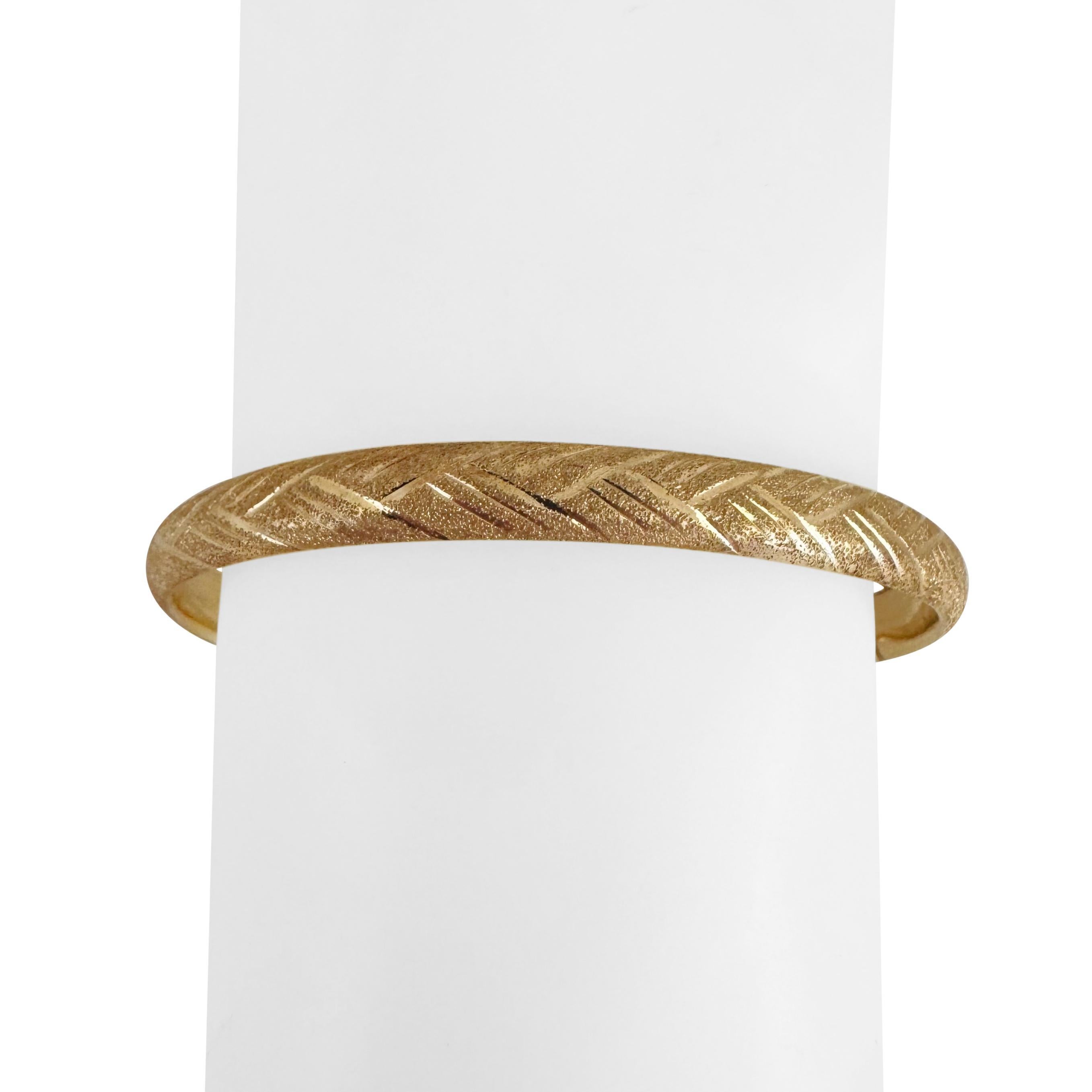 14k Yellow Gold 6g Ladies Vintage 6.5mm Textured Bangle Bracelet 7.5