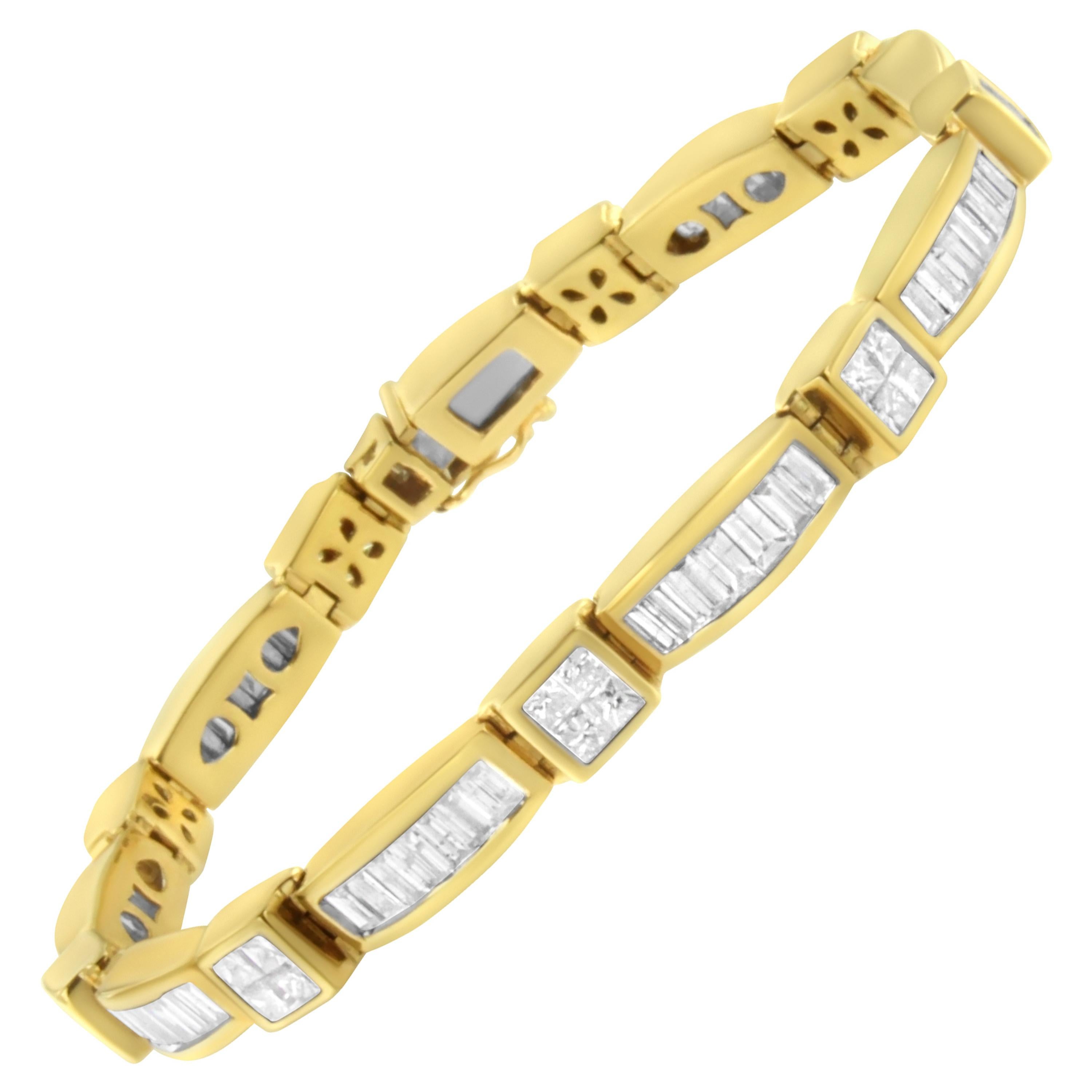 14K Yellow Gold 7 1/2 Carat Baguette and Princess-Cut Diamond Bracelet For Sale