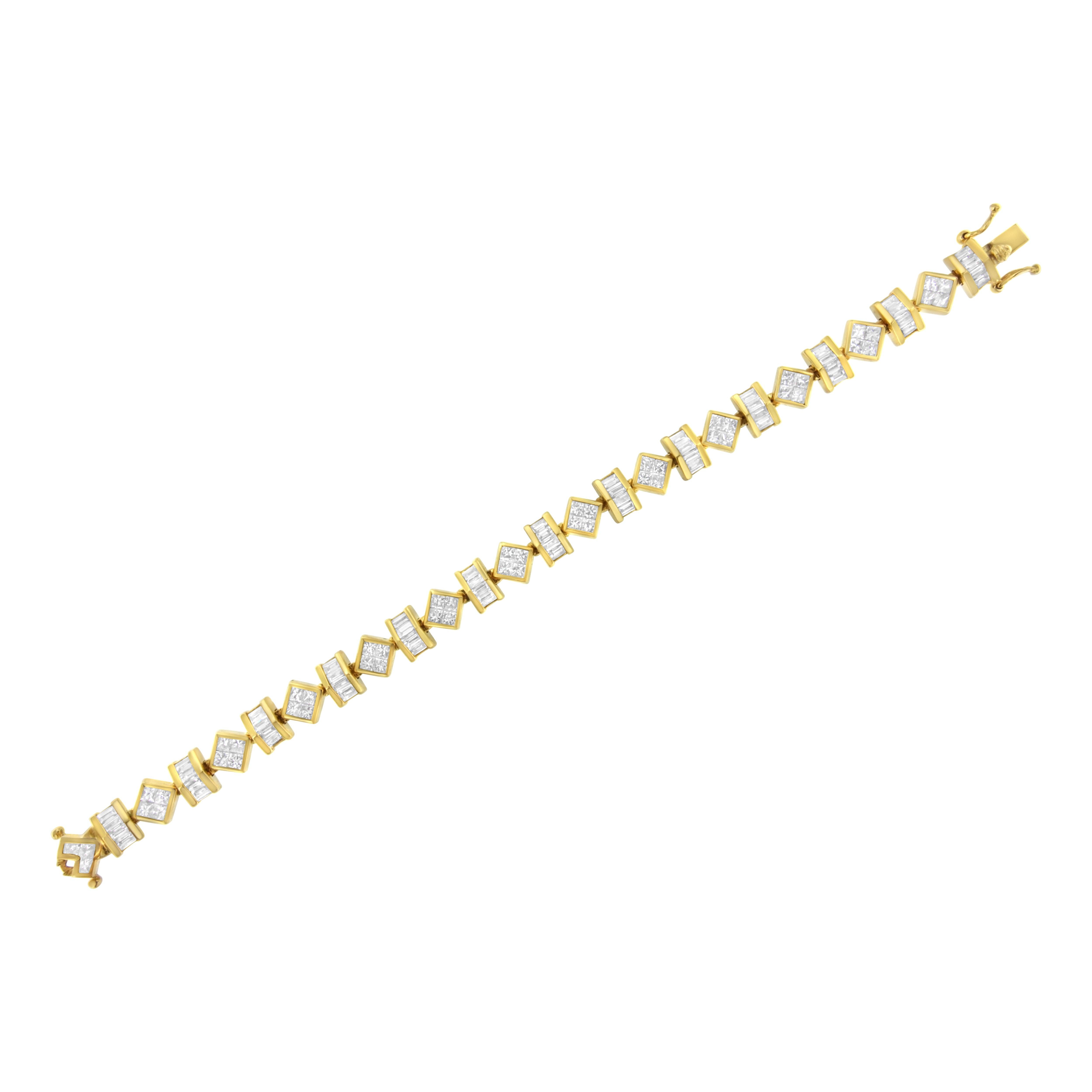 14K Yellow Gold 7 1/2 Carat Princess and Baguette Diamond Modern Link Bracelet In New Condition For Sale In New York, NY
