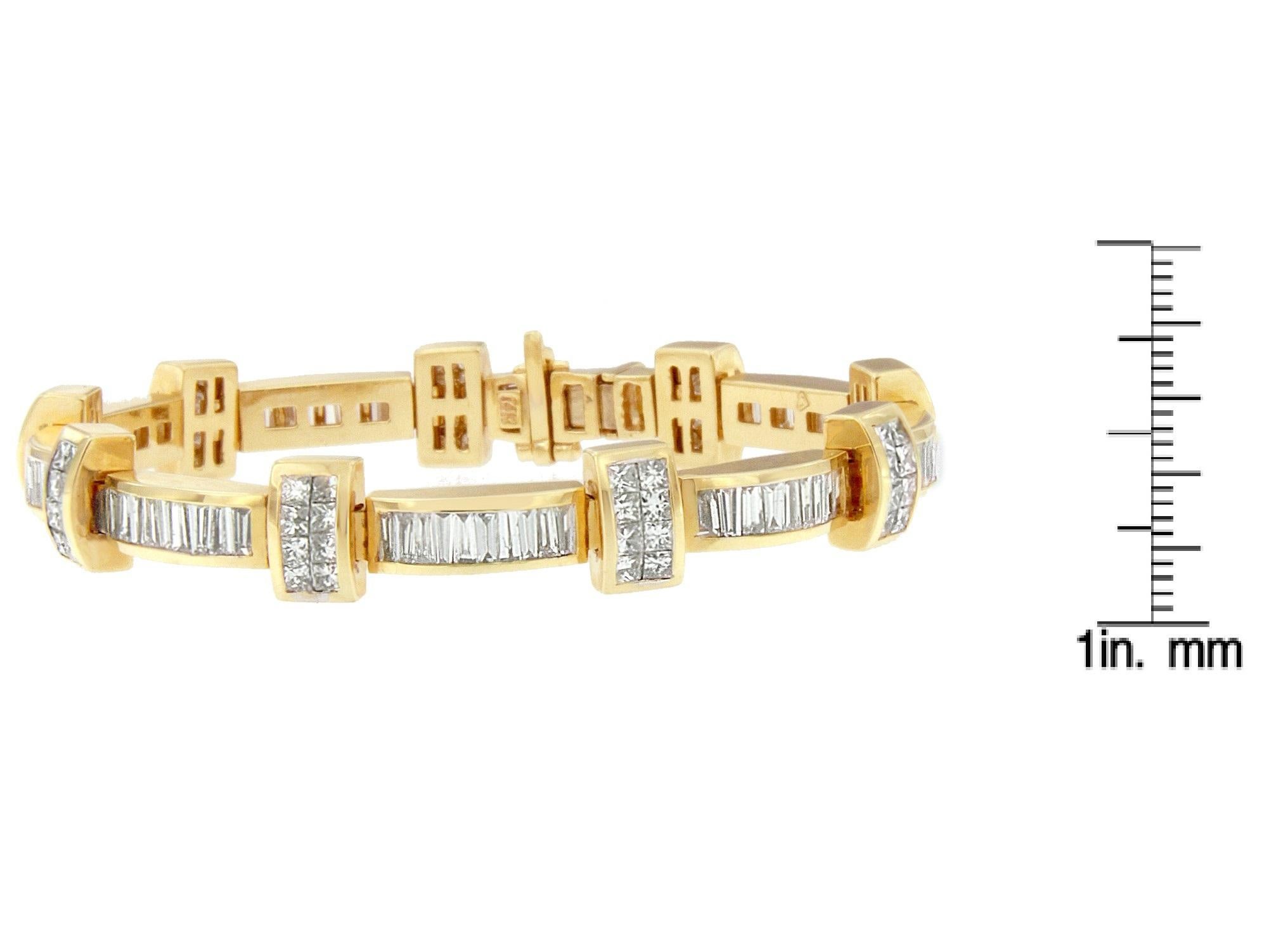 Taglio baguette 14k Yellow Gold 7 3/8 Carat Princess and Baguette Cut Diamond Bar Link Bracelet in vendita