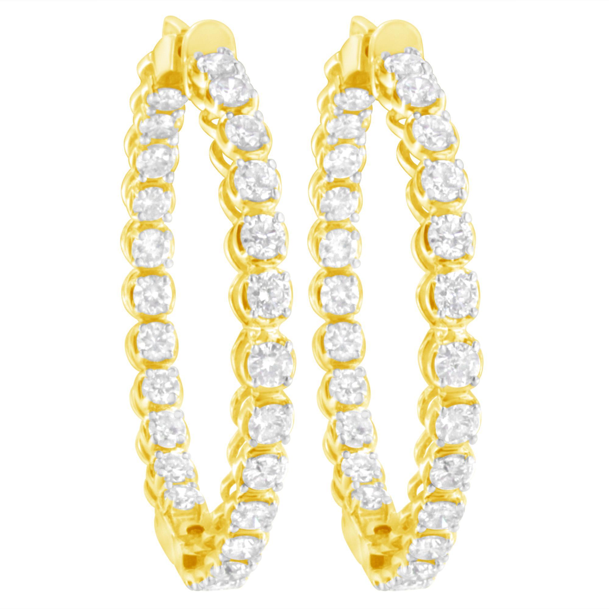 Taille ronde Boucles d'oreilles en or jaune 14K 7.0 Cttw diamant taille brillant 1-¾ Inside Out Hoop Earrings en vente