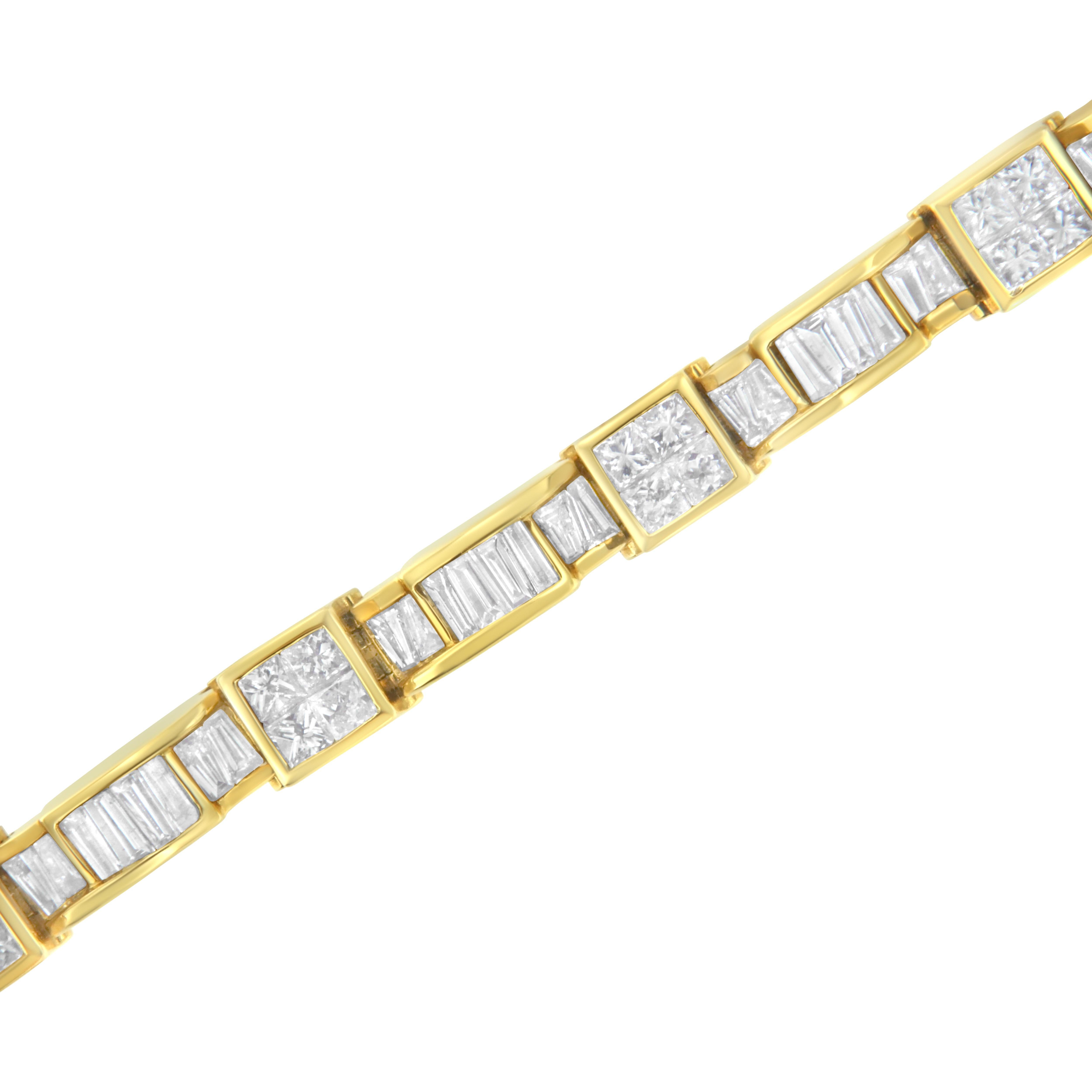 Contemporain Bracelet en or jaune 14K à maillons en forme de cube et diamants de taille princesse et baguette de 7,00 carats en vente