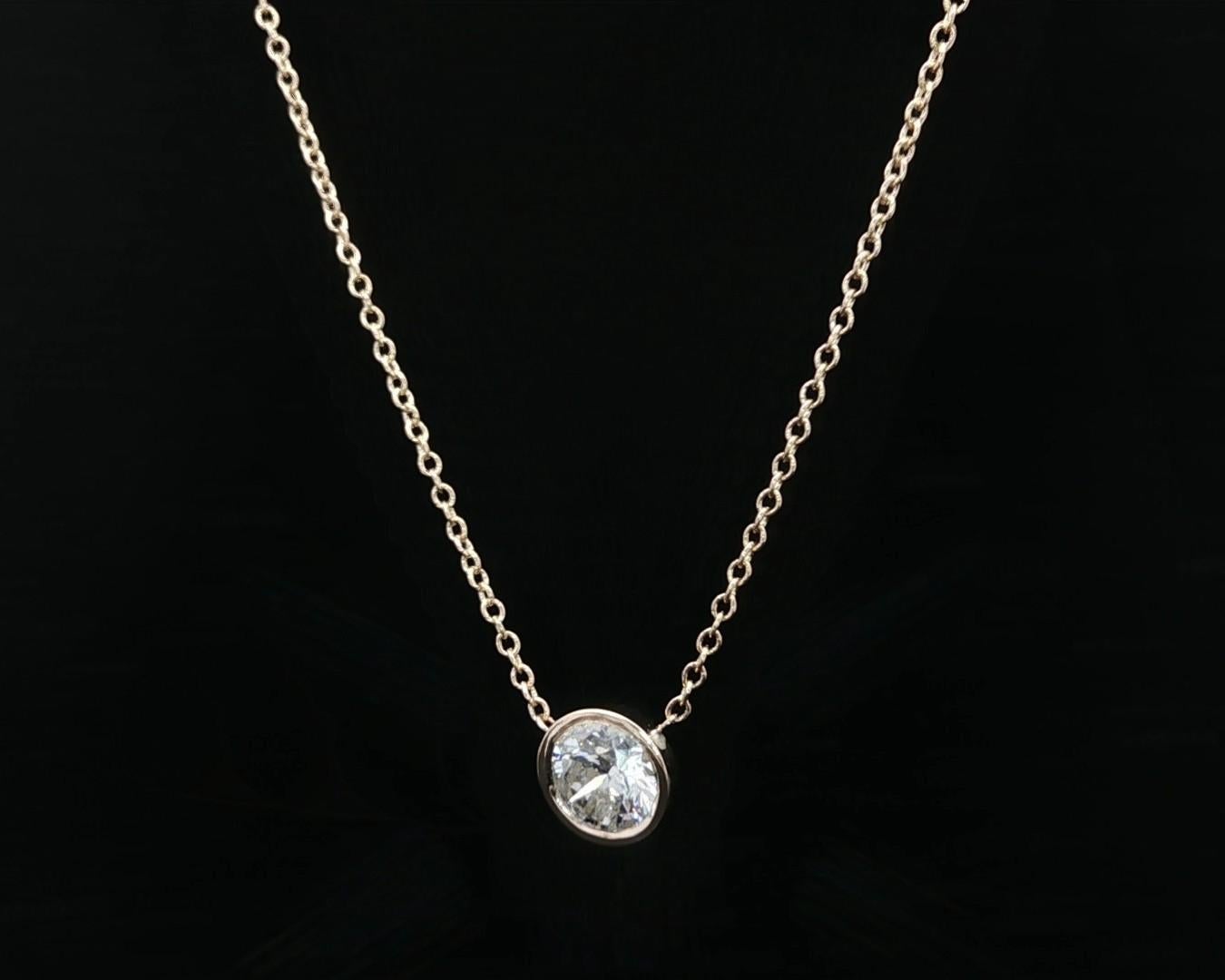 Collier à chaîne ajustable en or jaune 14k, diamant solitaire à chaton de 0,76ctw Neuf - En vente à Montclair, NJ