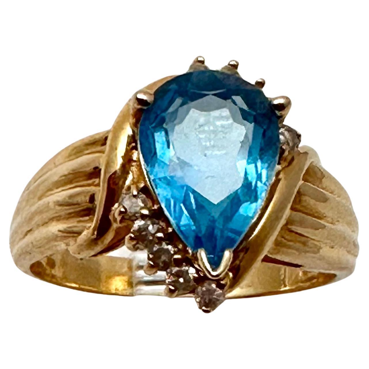 14k Yellow Gold 7mm x 10mm Pear Blue Topaz 9 Round Diamond Ring Size 6 1/2