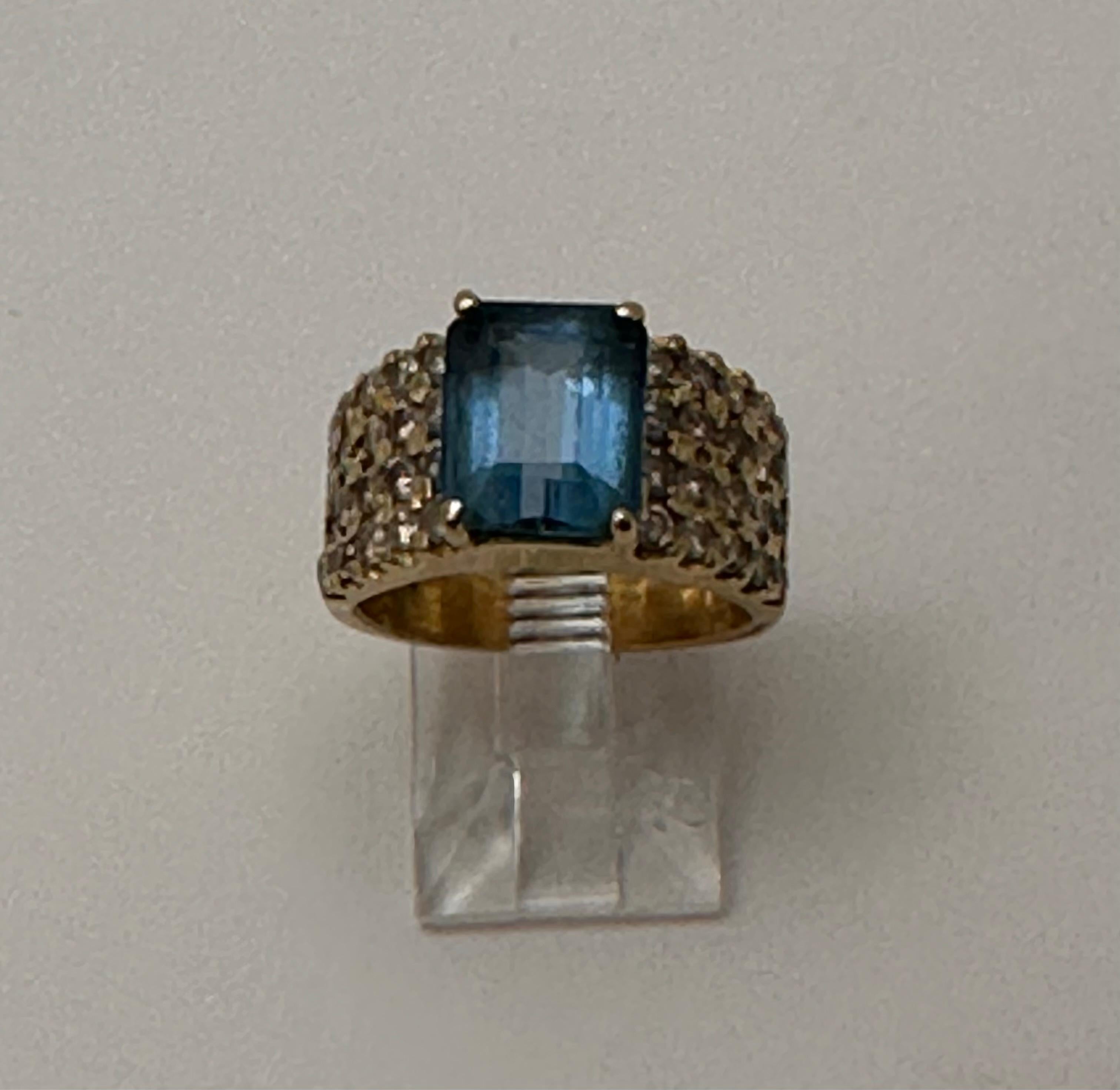 14k Yellow Gold  8 x 10mm Emerald Cut Blue Topaz 40 Round Diamond Ring Sz 6 1/4 For Sale 5