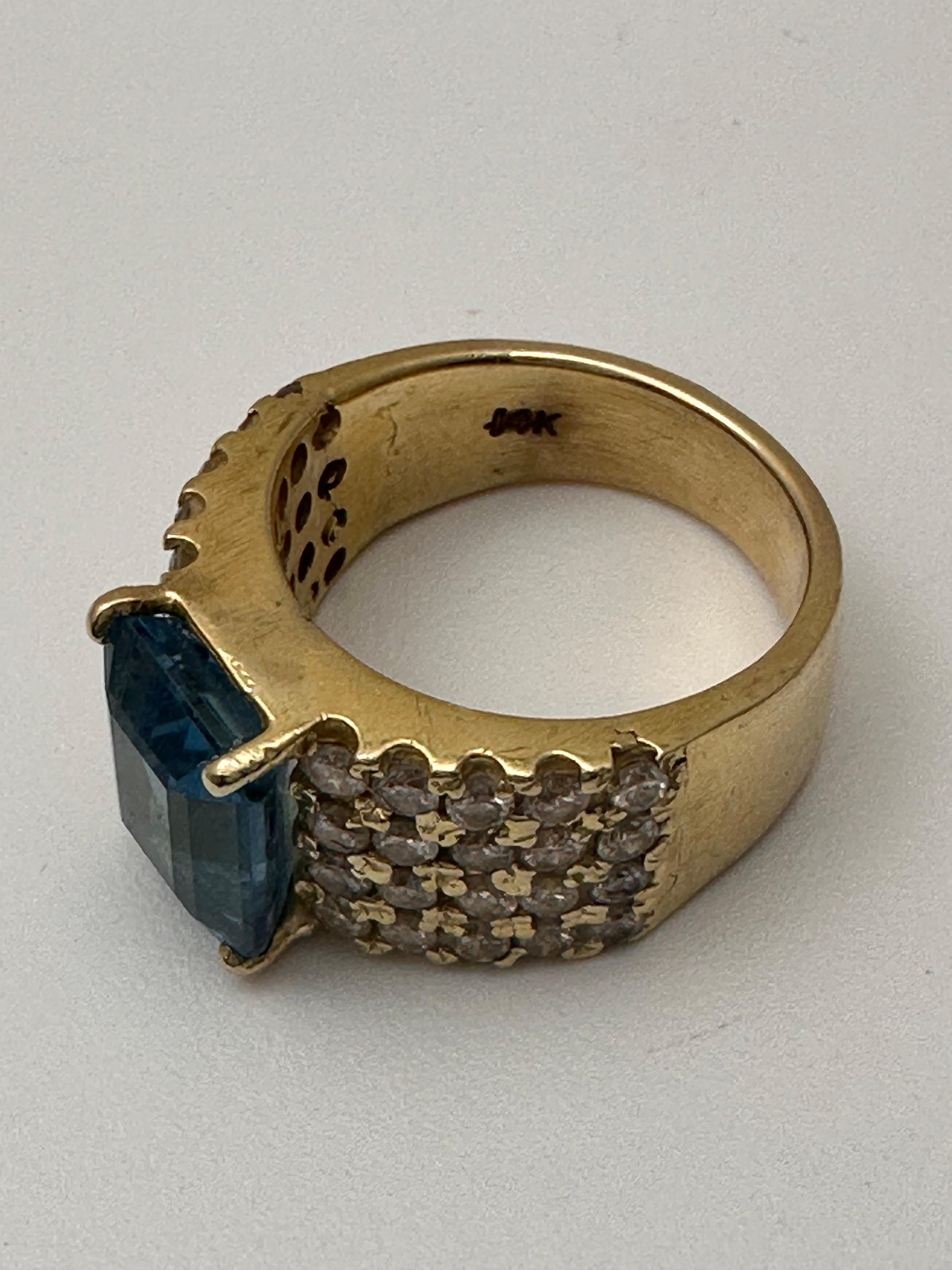 14k Yellow Gold  8 x 10mm Emerald Cut Blue Topaz 40 Round Diamond Ring Sz 6 1/4 For Sale 3