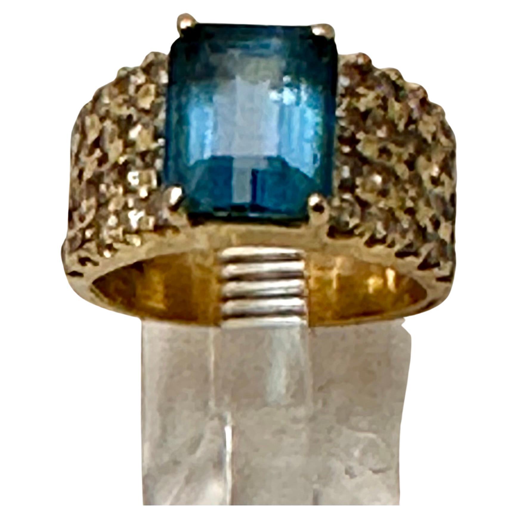 14k Yellow Gold  8 x 10mm Emerald Cut Blue Topaz 40 Round Diamond Ring Sz 6 1/4 For Sale
