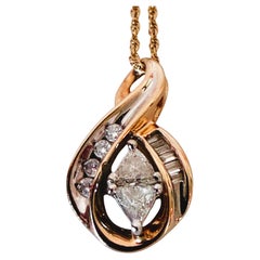 Collier en or jaune 14K avec pendentif en diamant trillion de 0,80 carat 18 pouces
