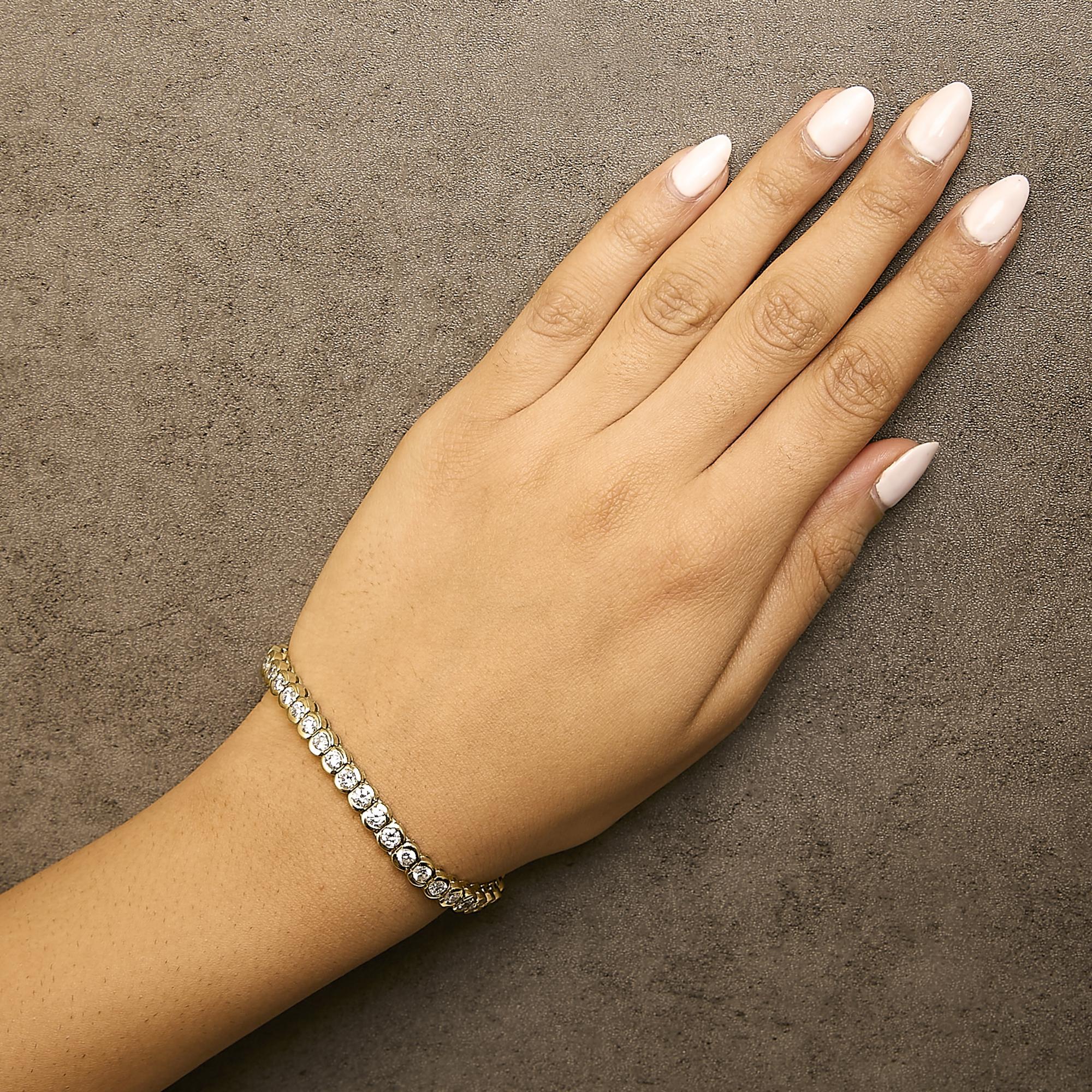 Taille ronde Bracelet de tennis en or jaune 14K 8.00 Cttw Half Bezel Set Diamond