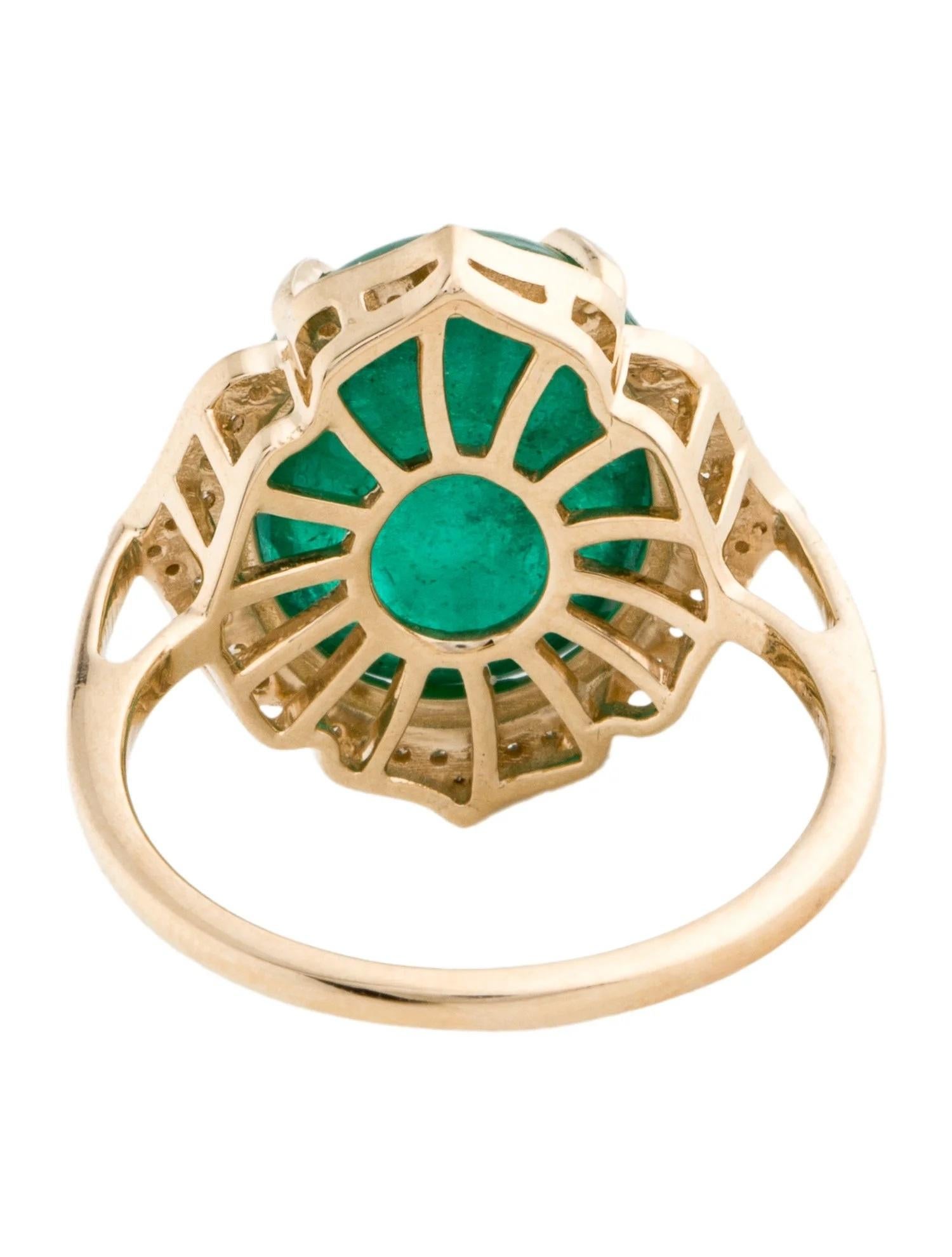 Taille émeraude Bague cocktail en or jaune 14 carats avec émeraude cabochon ovale 8,33 carats et diamants, taille 7 en vente
