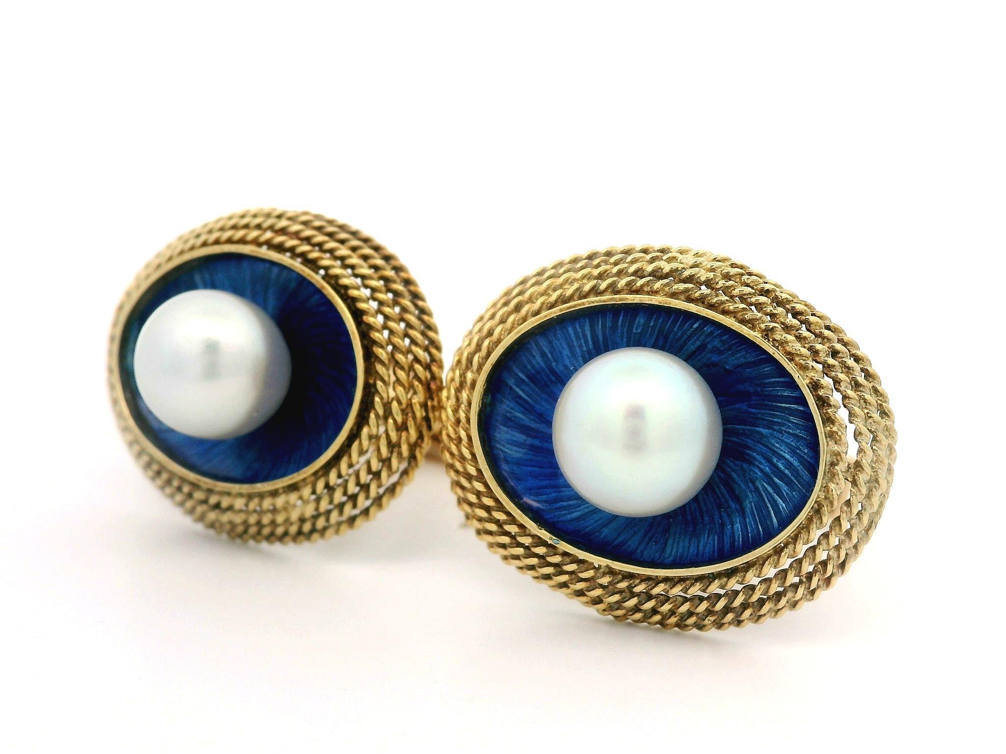 Gemelli ovali grandi in oro giallo 14k con perle da 8,8 mm e smalto blu a filo ritorto in vendita 4