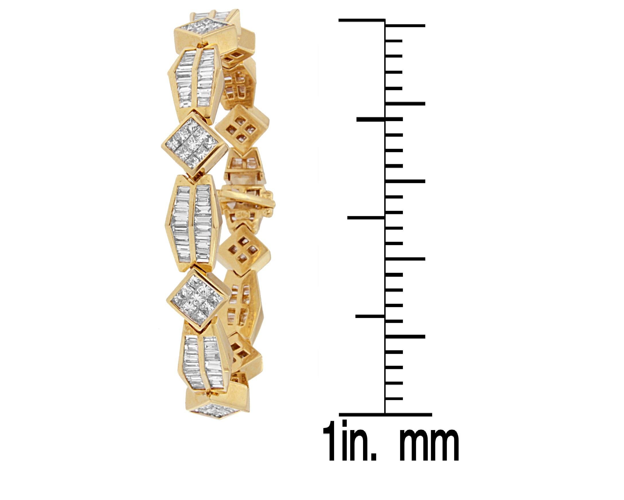 Taille baguette Bracelet à maillons audacieux en or jaune 14 carats avec diamants taille princesse et baguette de 9 3/8 carats