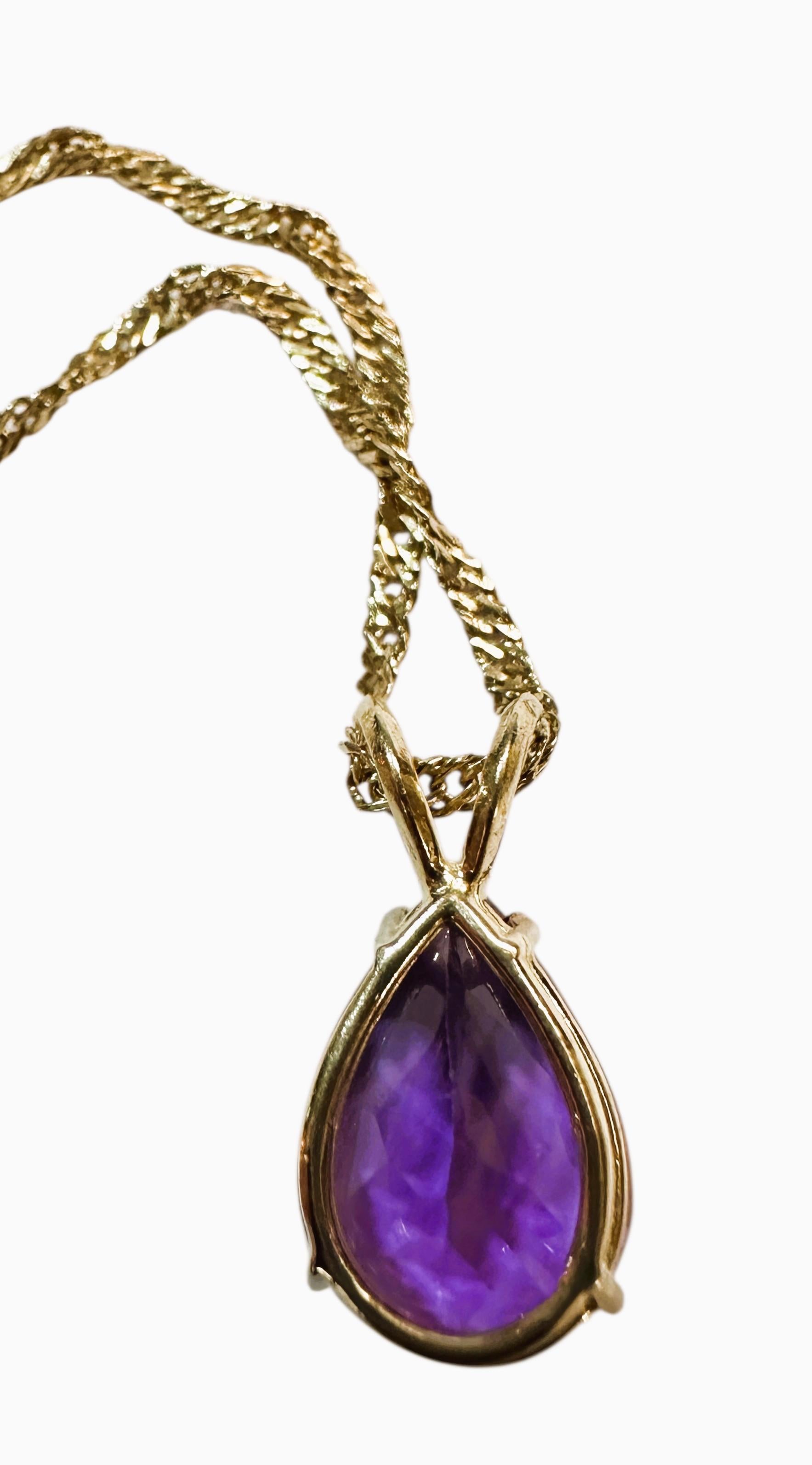 14k Yellow Gold 9 Carat Pear Cut Amethyst Pendant Necklace 16 Inches For Sale 5