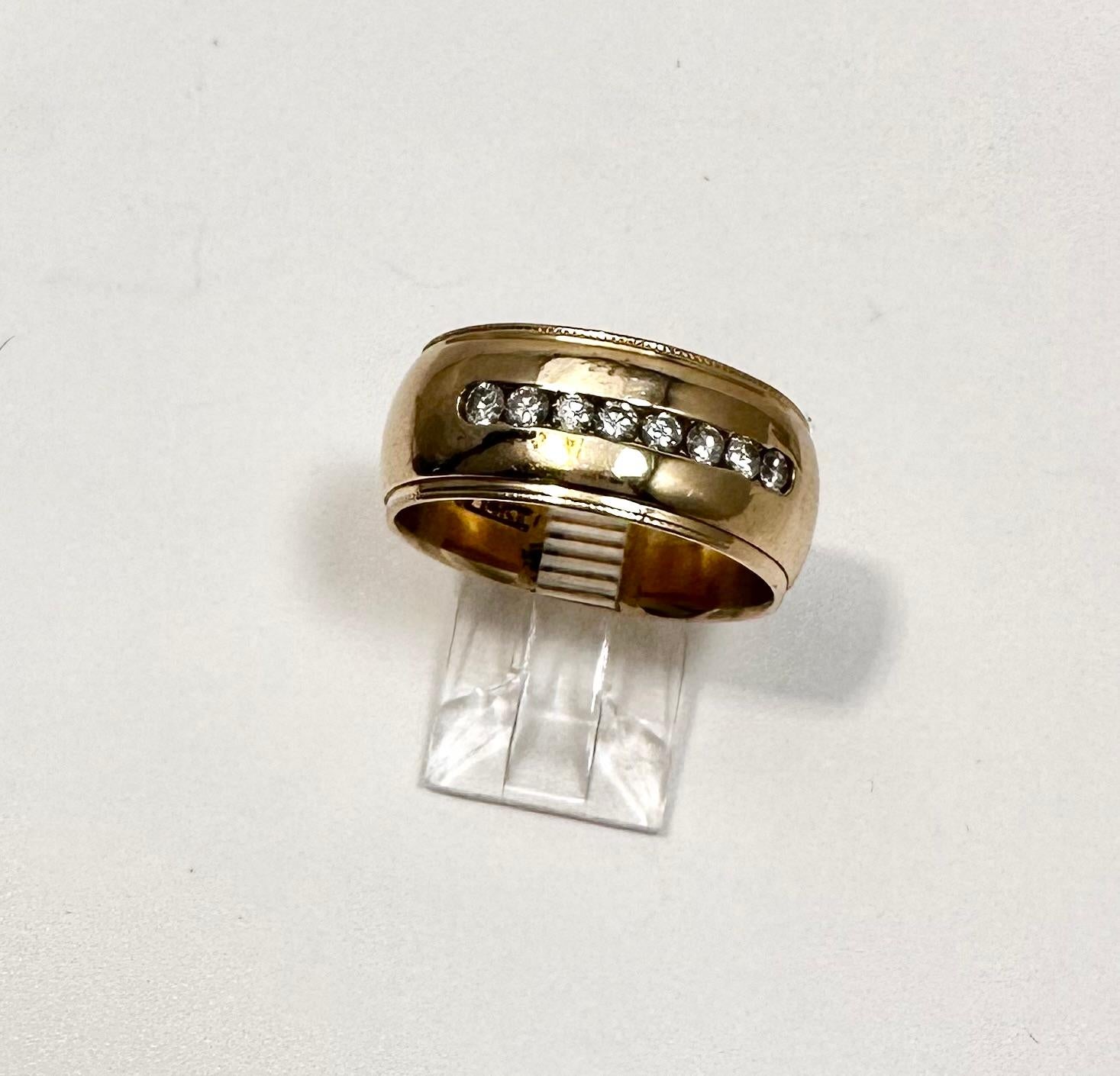 14k Yellow Gold ~ 9.5mm Wide Diamond Band Ring Size 10 In Excellent Condition For Sale In Las Vegas, NV