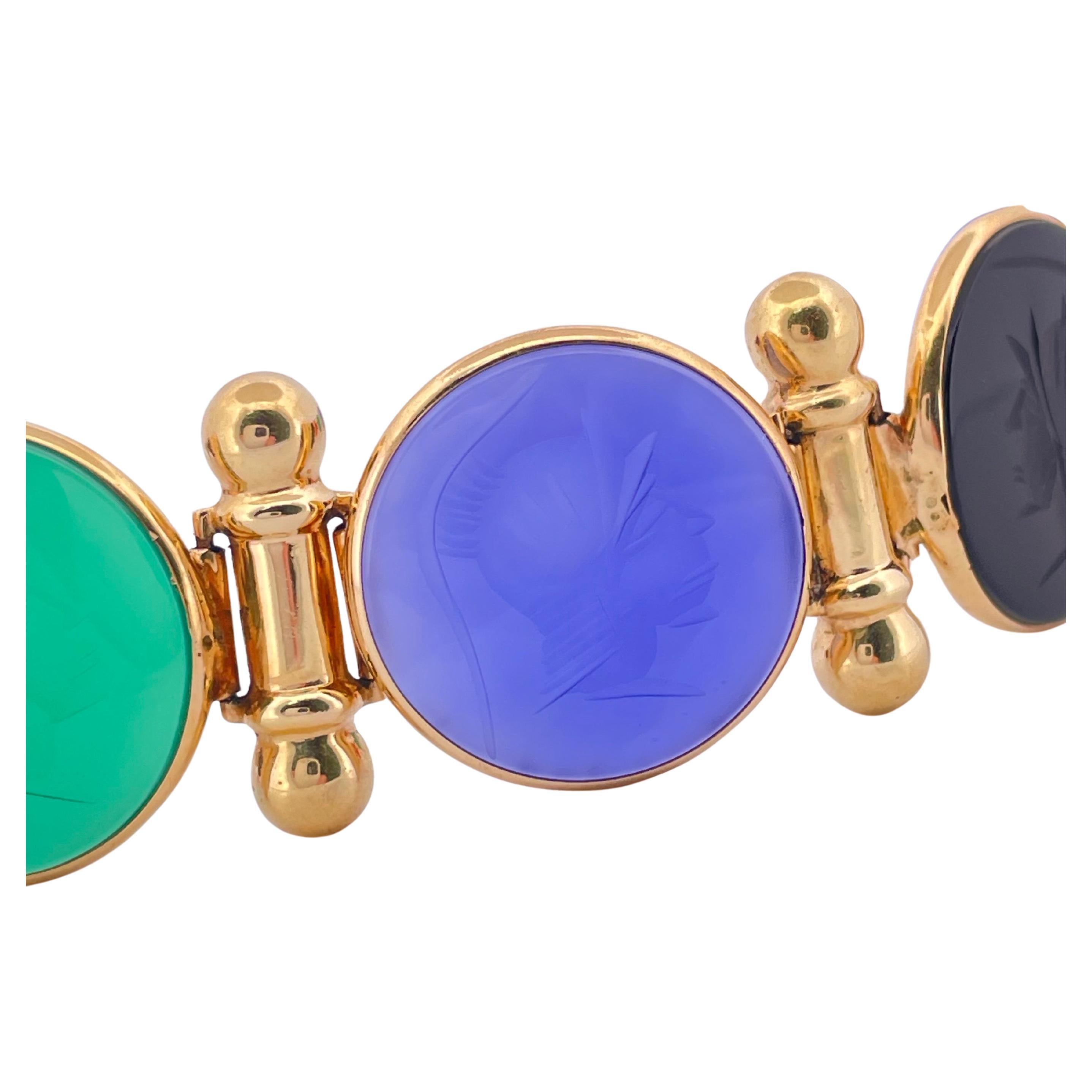 Bracelet camée en or jaune 14k Agate et Onyx Bon état - En vente à Sewickley, PA