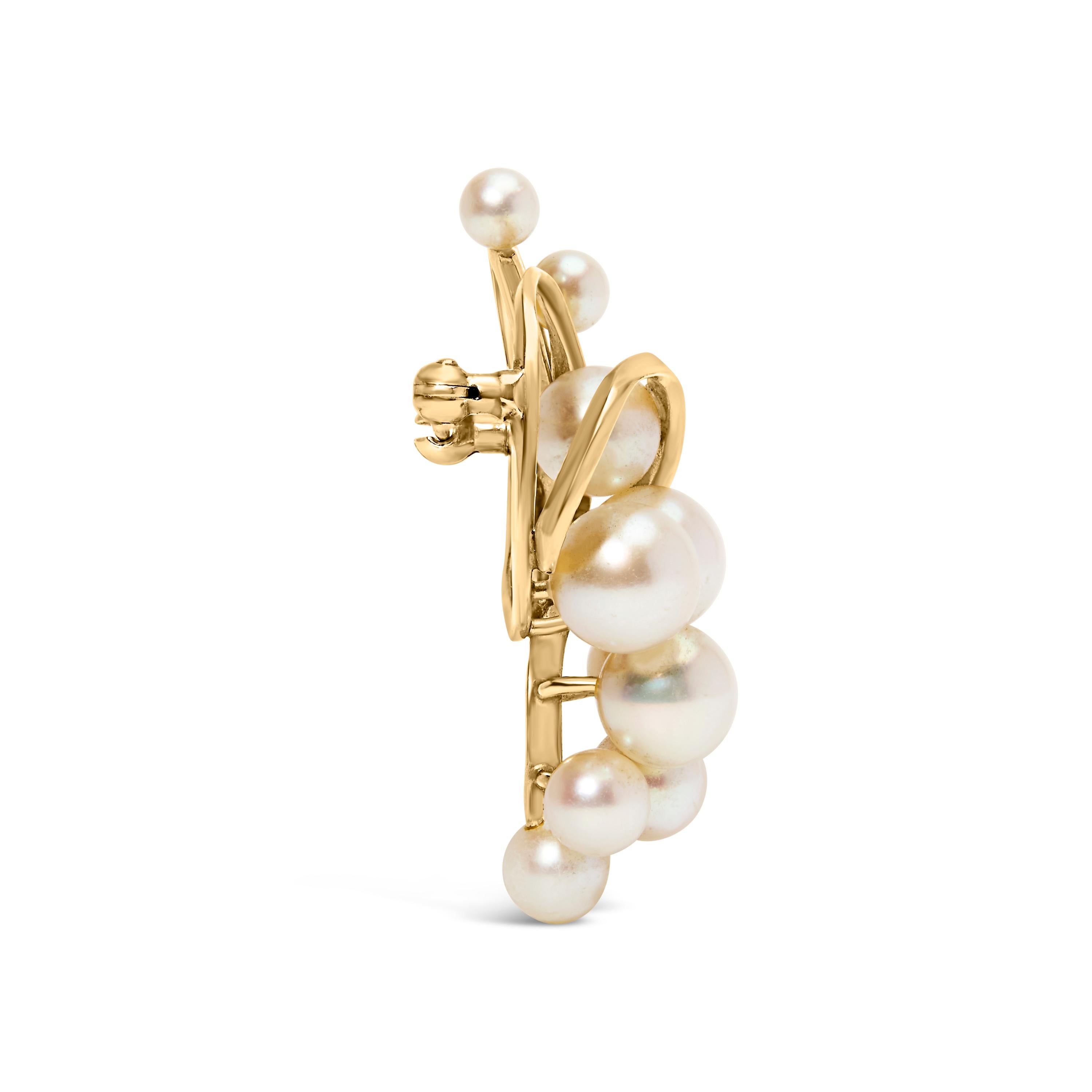 Modern 14K Yellow Gold Akoya Cultured Pearl Cluster Swirl Brooch Pin For Sale