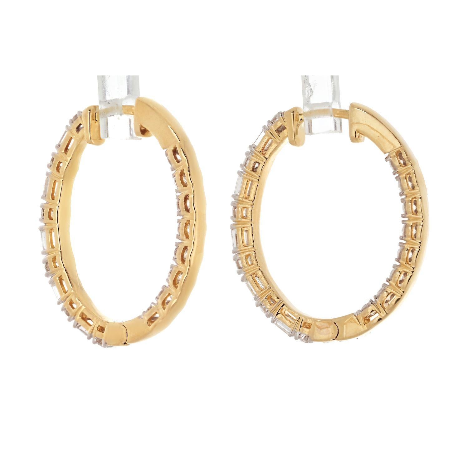 Modern 14K Yellow Gold Alternating Emerald And Round Cut Diamond Hoop Earrings For Sale